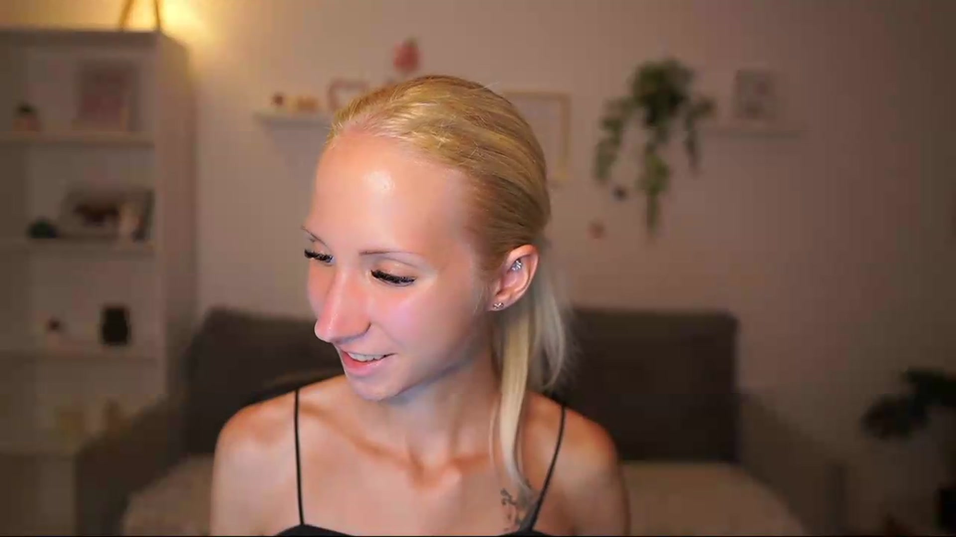 Gallery image thumbnail from PierrePerri's myfreecams stream on, 09/01/2026, 20:16 image 17 of 20