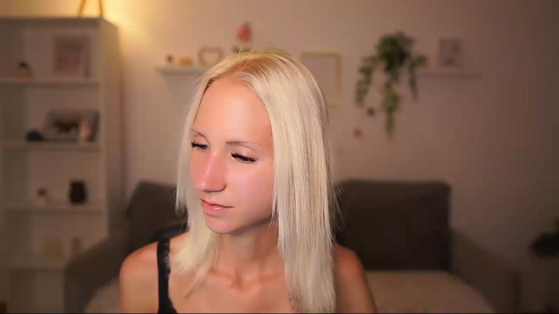 Gallery image thumbnail from PierrePerri's myfreecams stream on, 09/03/2026, 20:33 image 15 of 20
