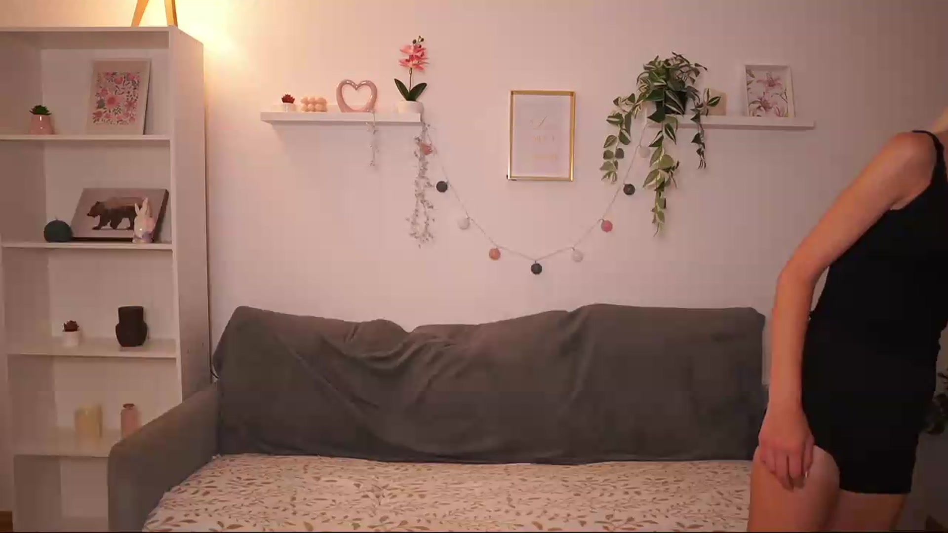 Gallery image thumbnail from PierrePerri's myfreecams stream on, 09/03/2026, 20:33 image 10 of 20