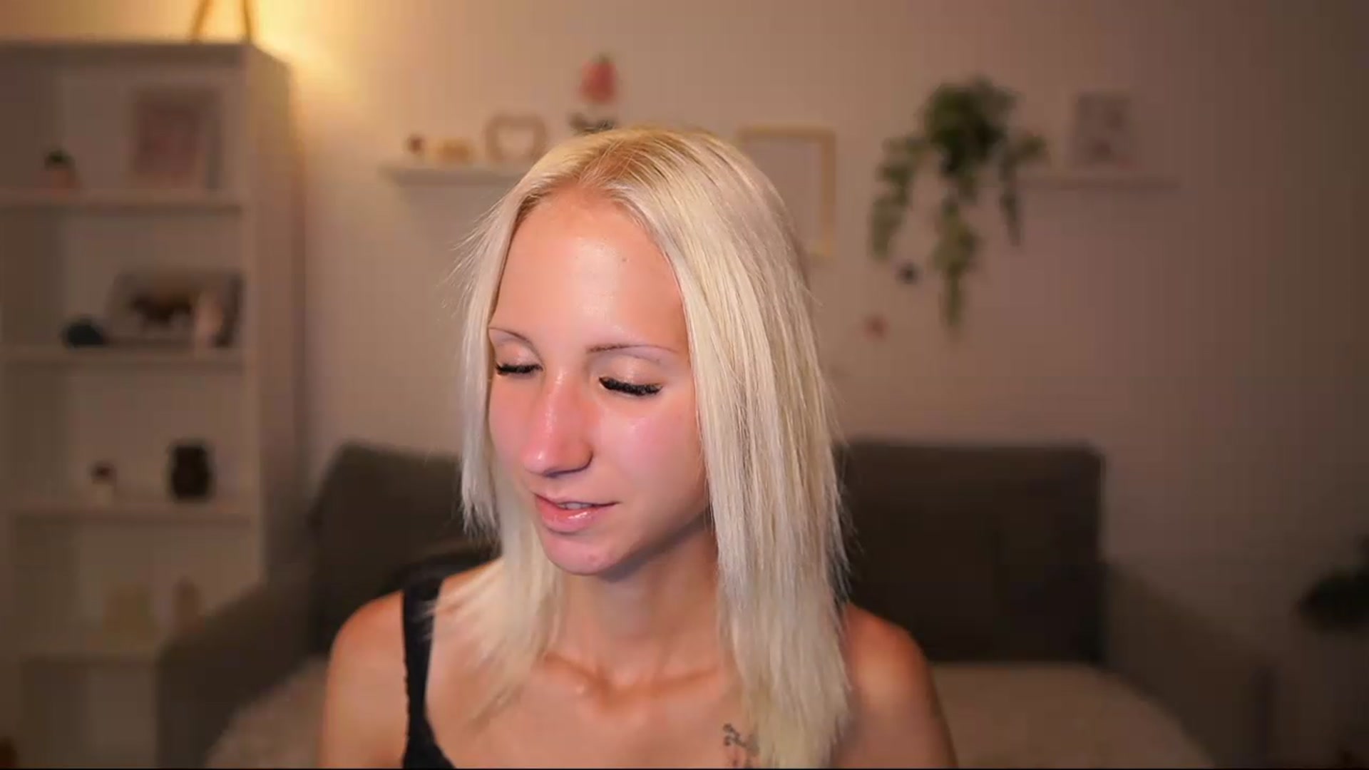 Gallery image thumbnail from PierrePerri's myfreecams stream on, 09/03/2026, 20:33 image 13 of 20
