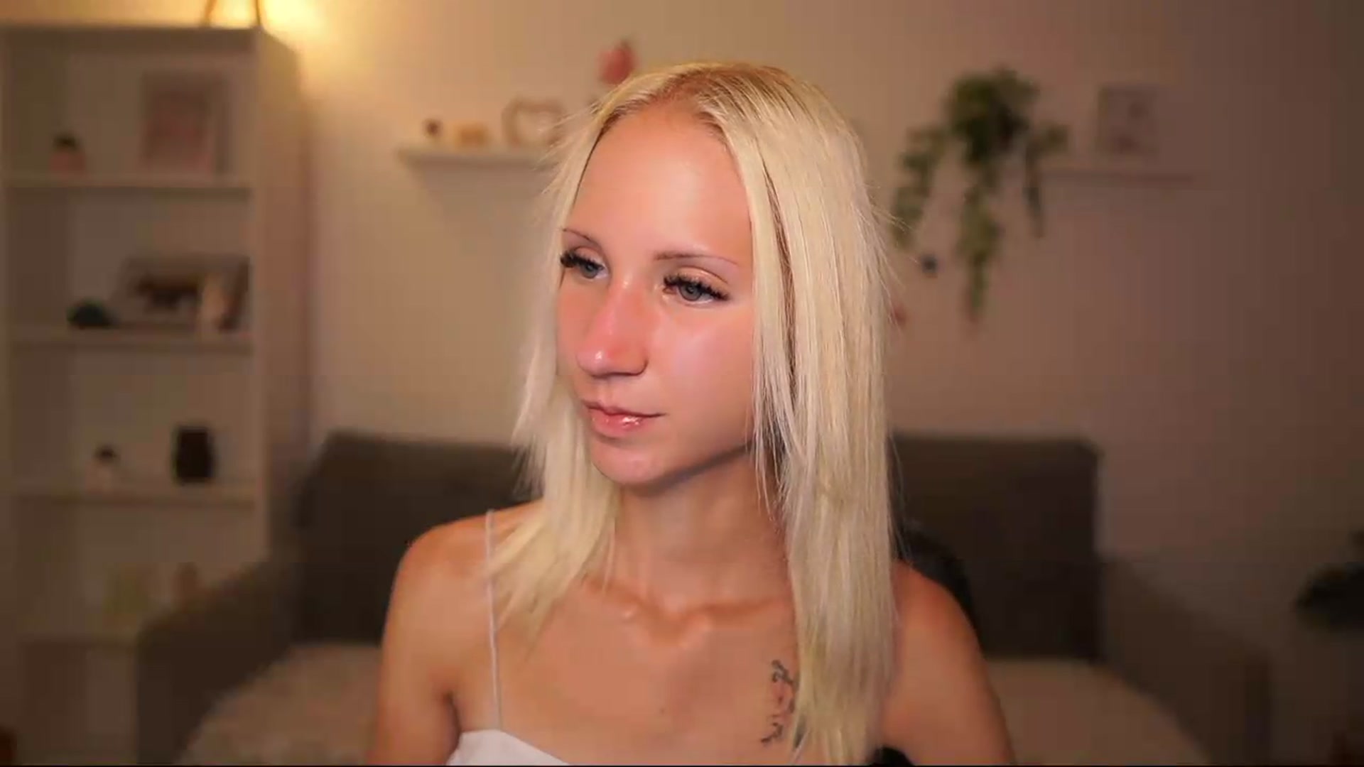Gallery image thumbnail from PierrePerri's myfreecams stream on, 09/08/2026, 19:52 image 13 of 20
