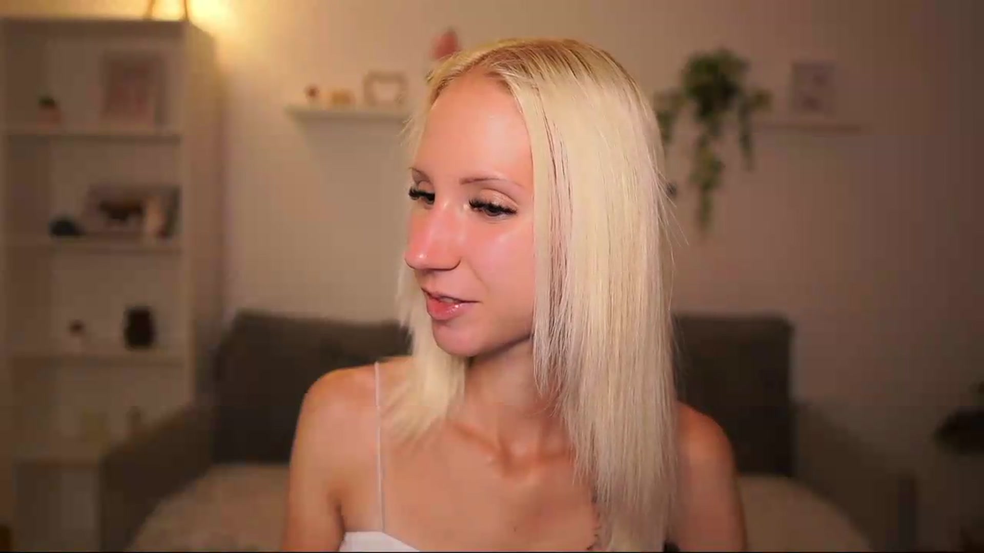 Gallery image thumbnail from PierrePerri's myfreecams stream on, 09/08/2026, 19:52 image 20 of 20