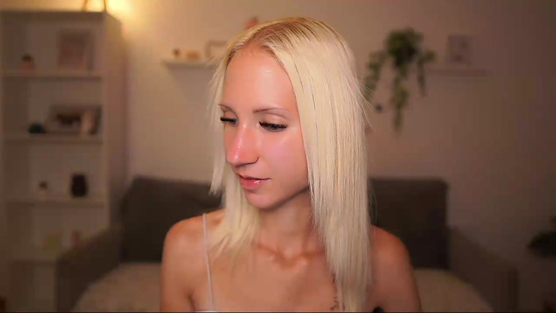 Gallery image thumbnail from PierrePerri's myfreecams stream on, 09/08/2026, 19:52 image 14 of 20