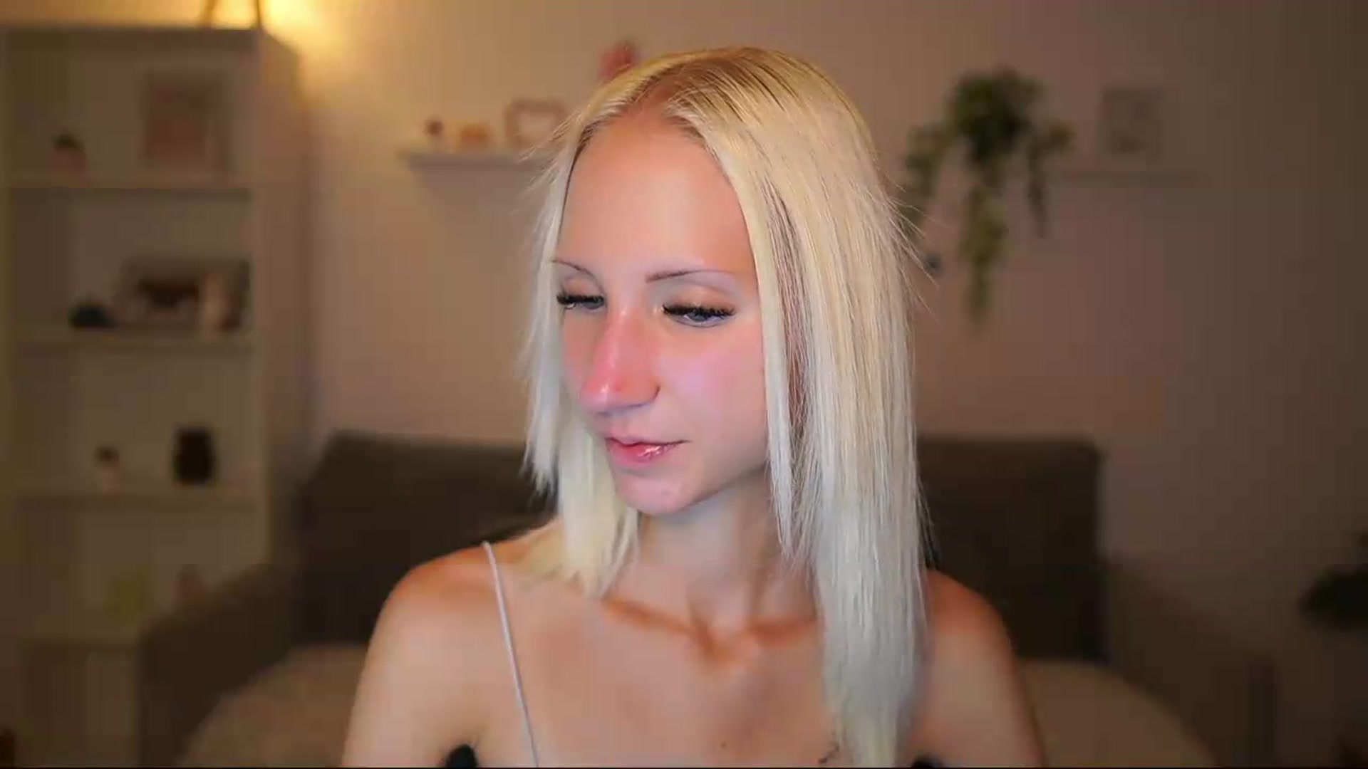 Gallery image thumbnail from PierrePerri's myfreecams stream on, 09/08/2026, 19:52 image 6 of 20