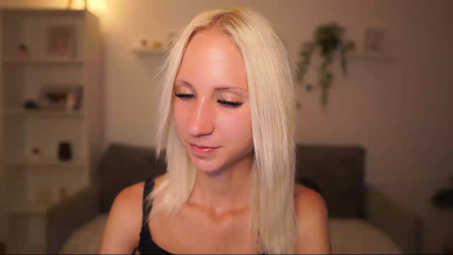 Gallery image thumbnail from PierrePerri's myfreecams stream on, 09/09/2026, 19:24 image 14 of 20