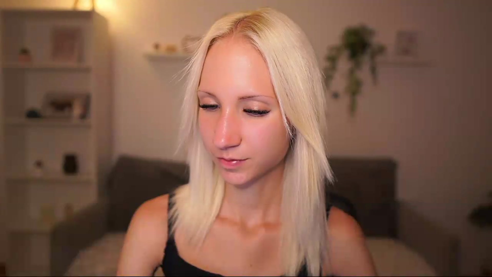 Gallery image thumbnail from PierrePerri's myfreecams stream on, 09/09/2026, 19:24 image 7 of 20