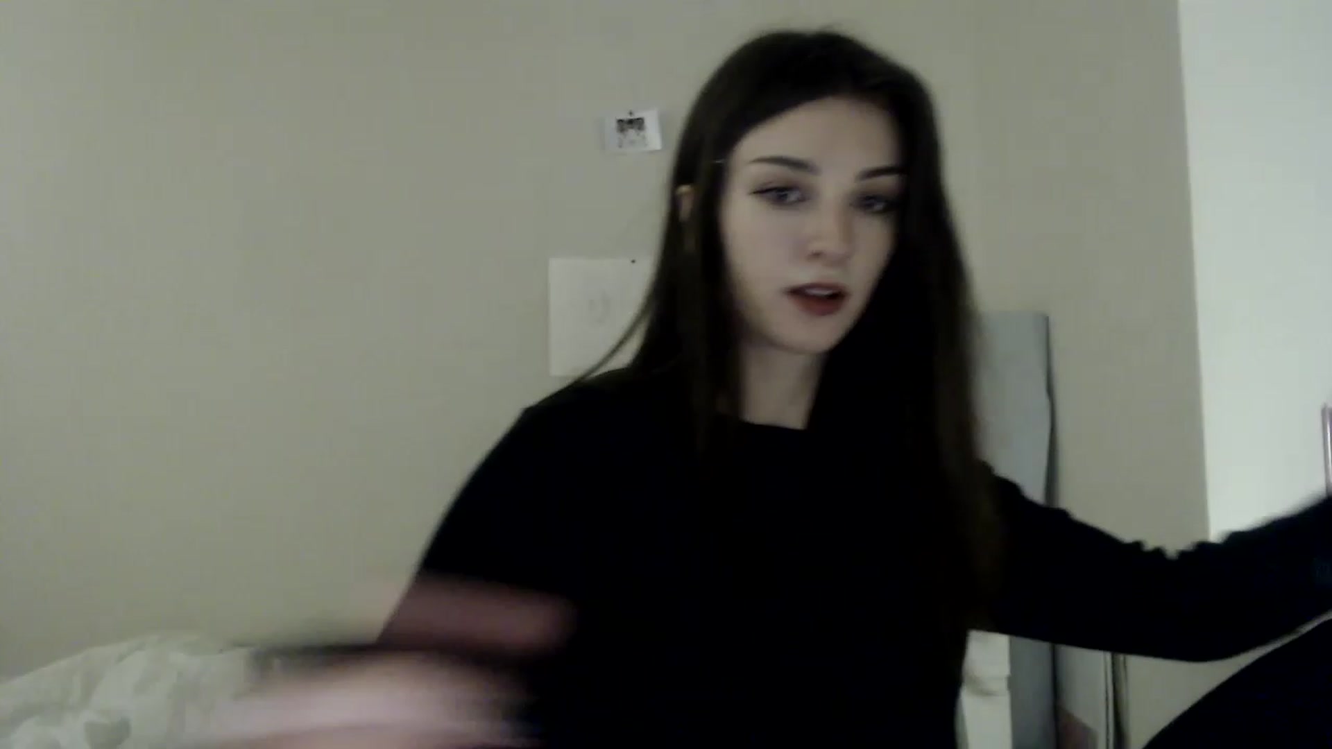Gallery image thumbnail from Pikacchu's myfreecams stream on, 11/19/2022, 01:10 image 9 of 20