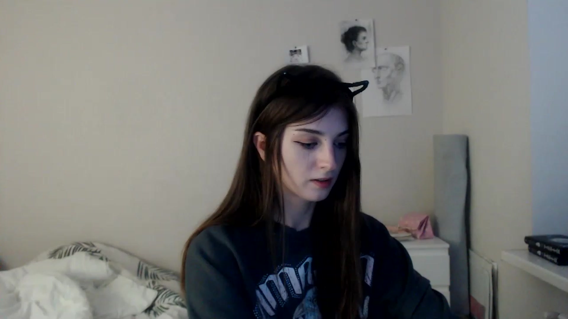 Gallery image thumbnail from Pikacchu's myfreecams stream on, 12/23/2022, 24:58 image 15 of 20