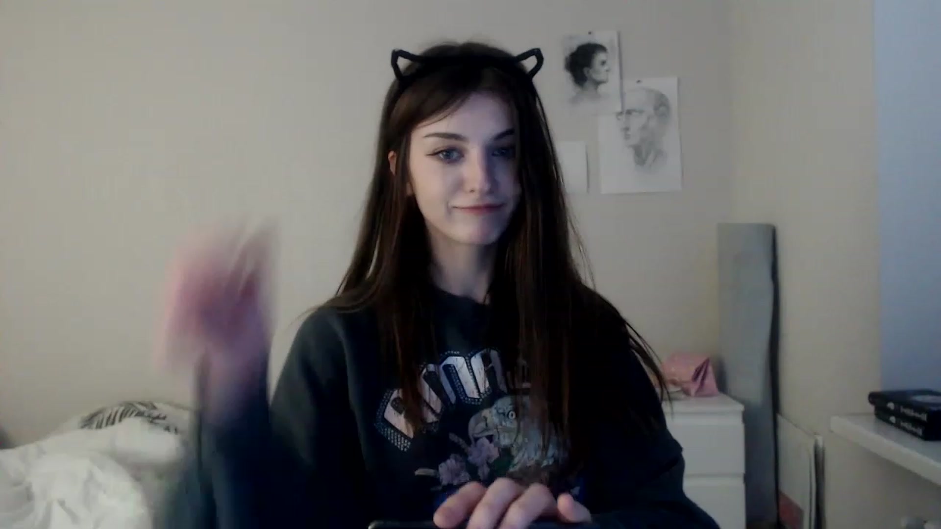 Gallery image thumbnail from Pikacchu's myfreecams stream on, 12/23/2022, 24:58 image 12 of 20