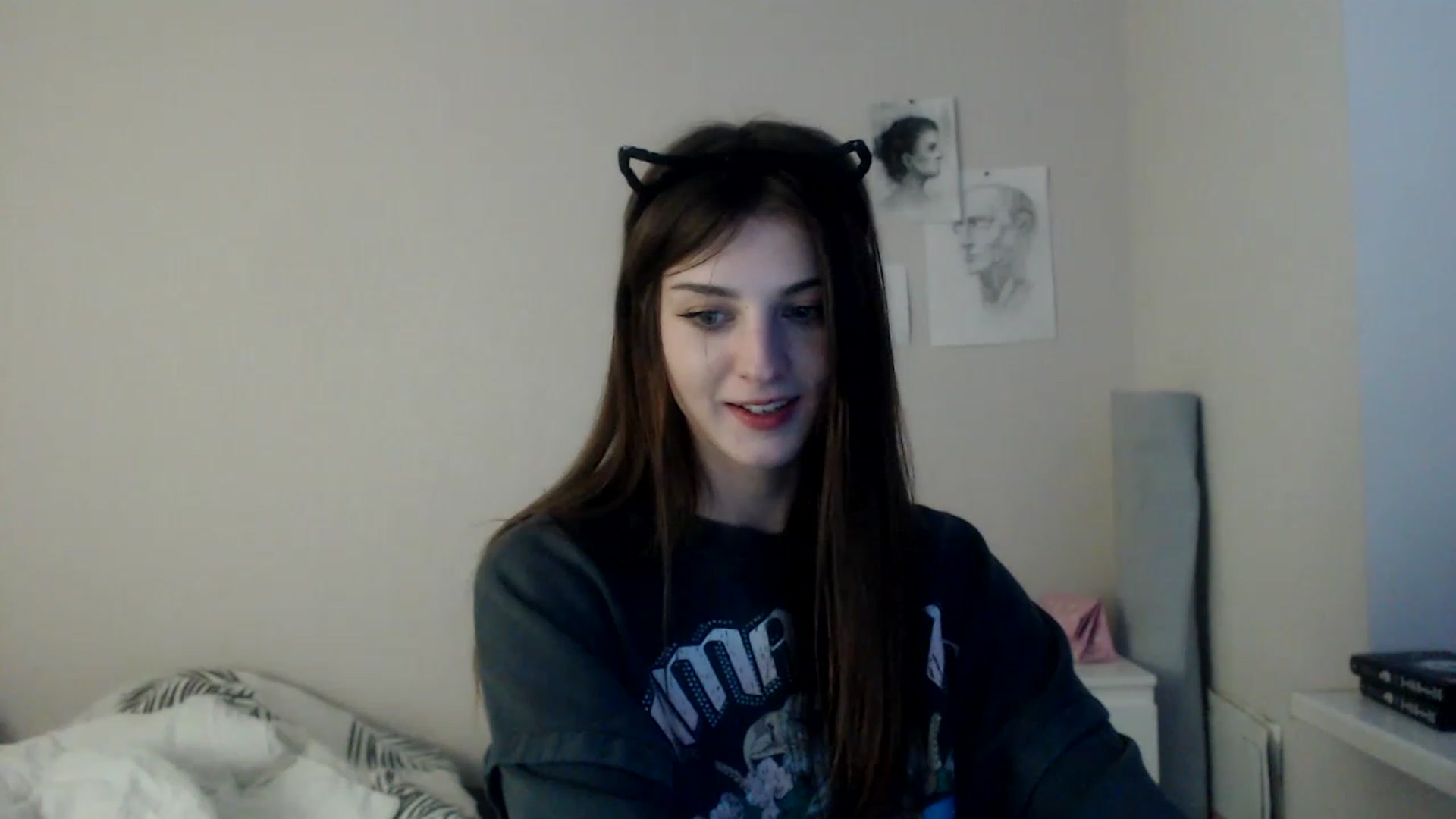 Gallery image thumbnail from Pikacchu's myfreecams stream on, 12/23/2022, 24:58 image 19 of 20
