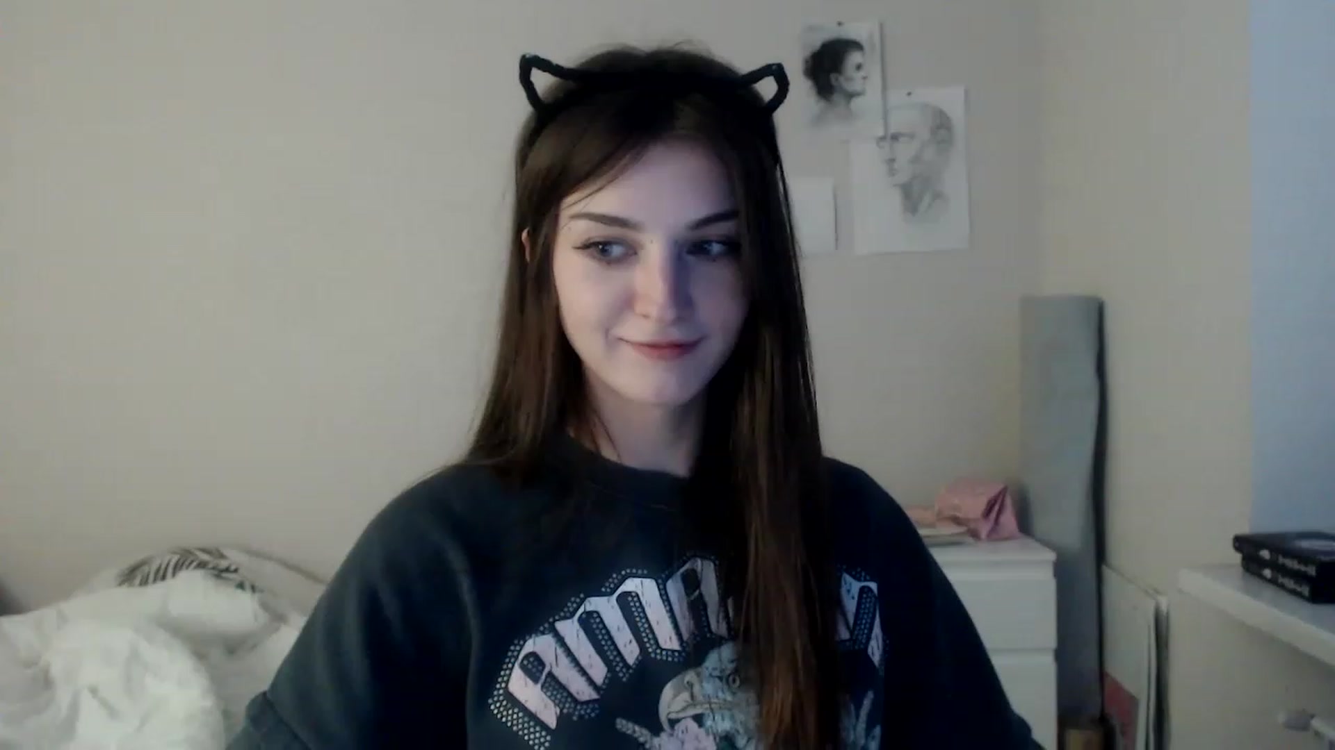 Gallery image thumbnail from Pikacchu's myfreecams stream on, 12/23/2022, 24:58 image 3 of 20