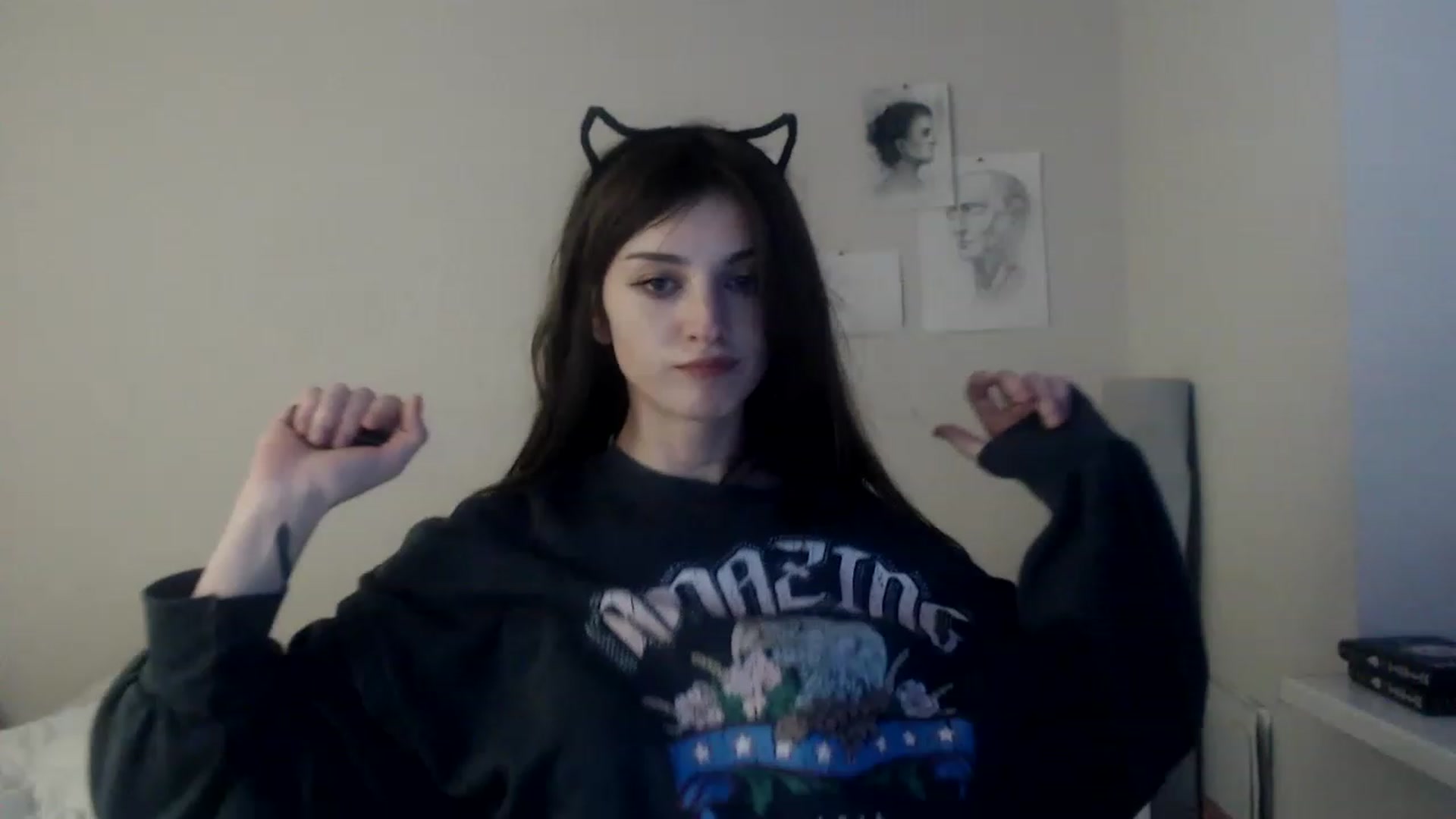 Gallery image thumbnail from Pikacchu's myfreecams stream on, 12/23/2022, 02:42 image 15 of 20