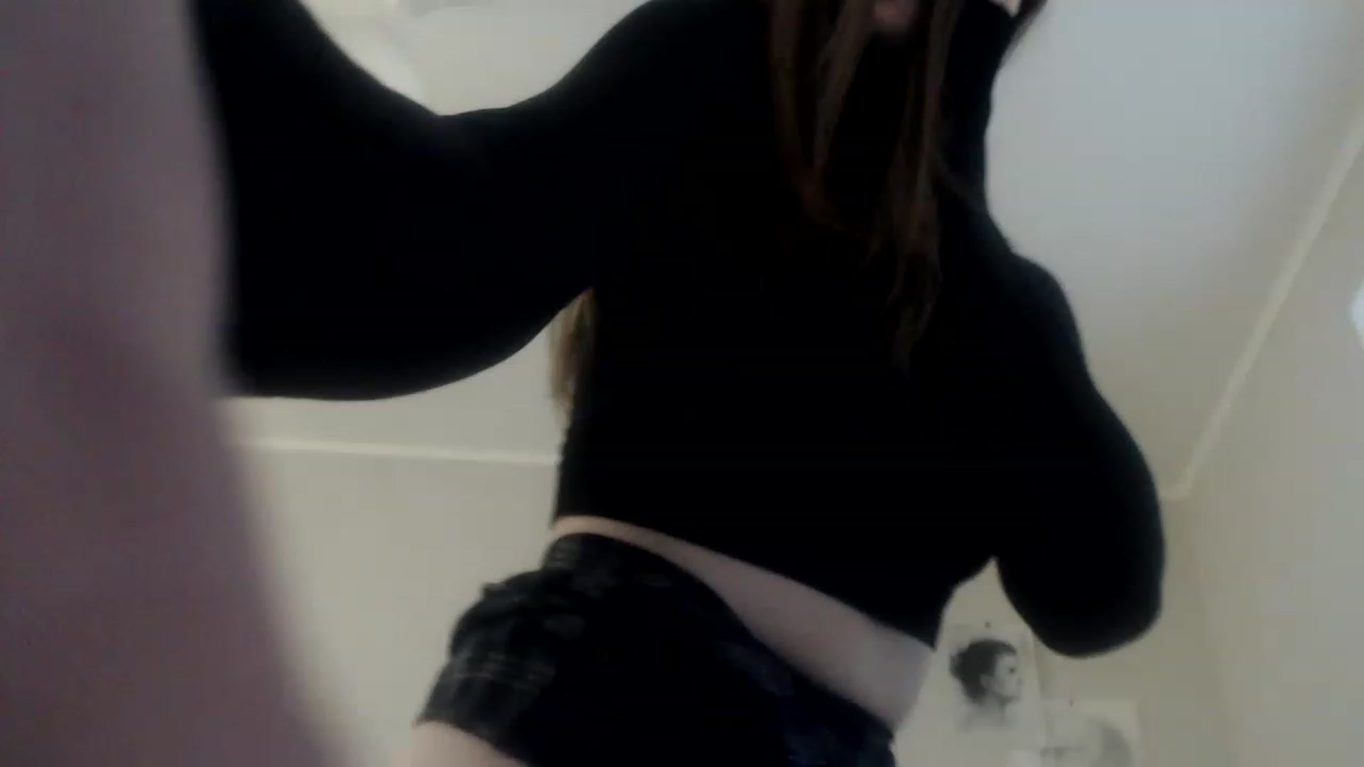 Gallery image thumbnail from Pikacchu's myfreecams stream on, 12/25/2022, 06:35 image 20 of 20