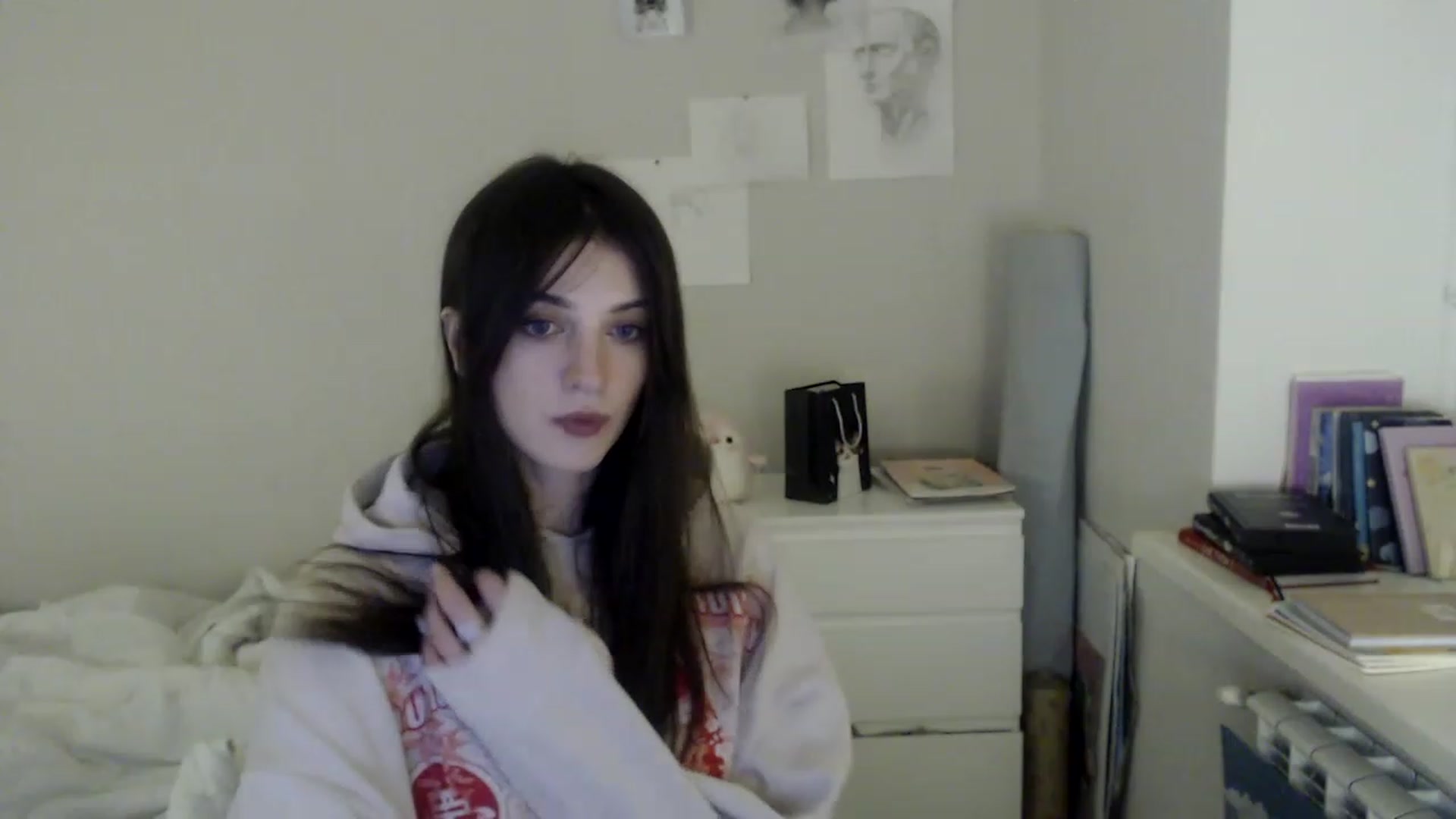 Gallery image thumbnail from Pikacchu's myfreecams stream on, 01/27/2023, 24:20 image 17 of 20