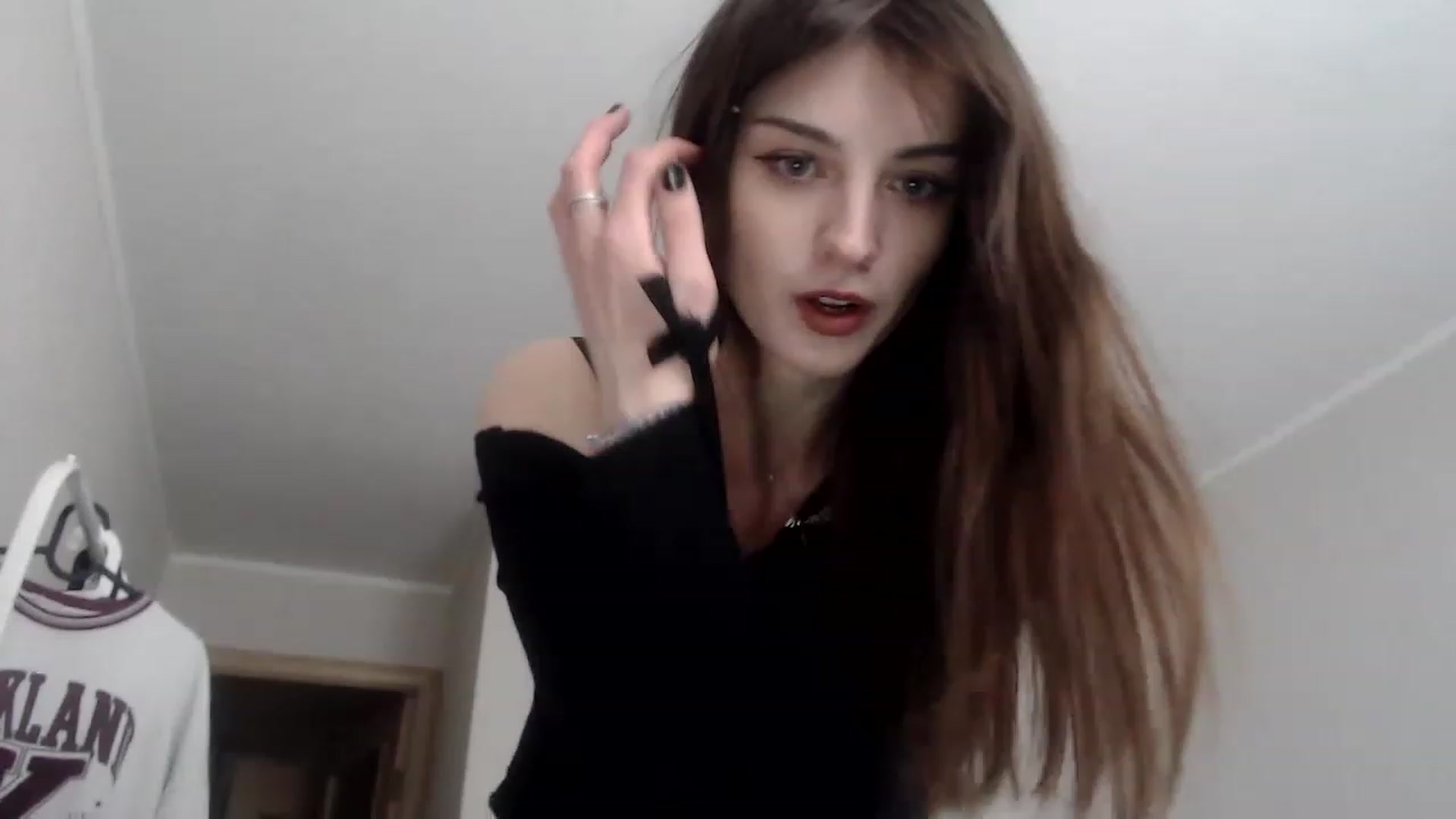 Gallery image thumbnail from Pikacchu's myfreecams stream on, 02/06/2023, 13:21 image 4 of 20