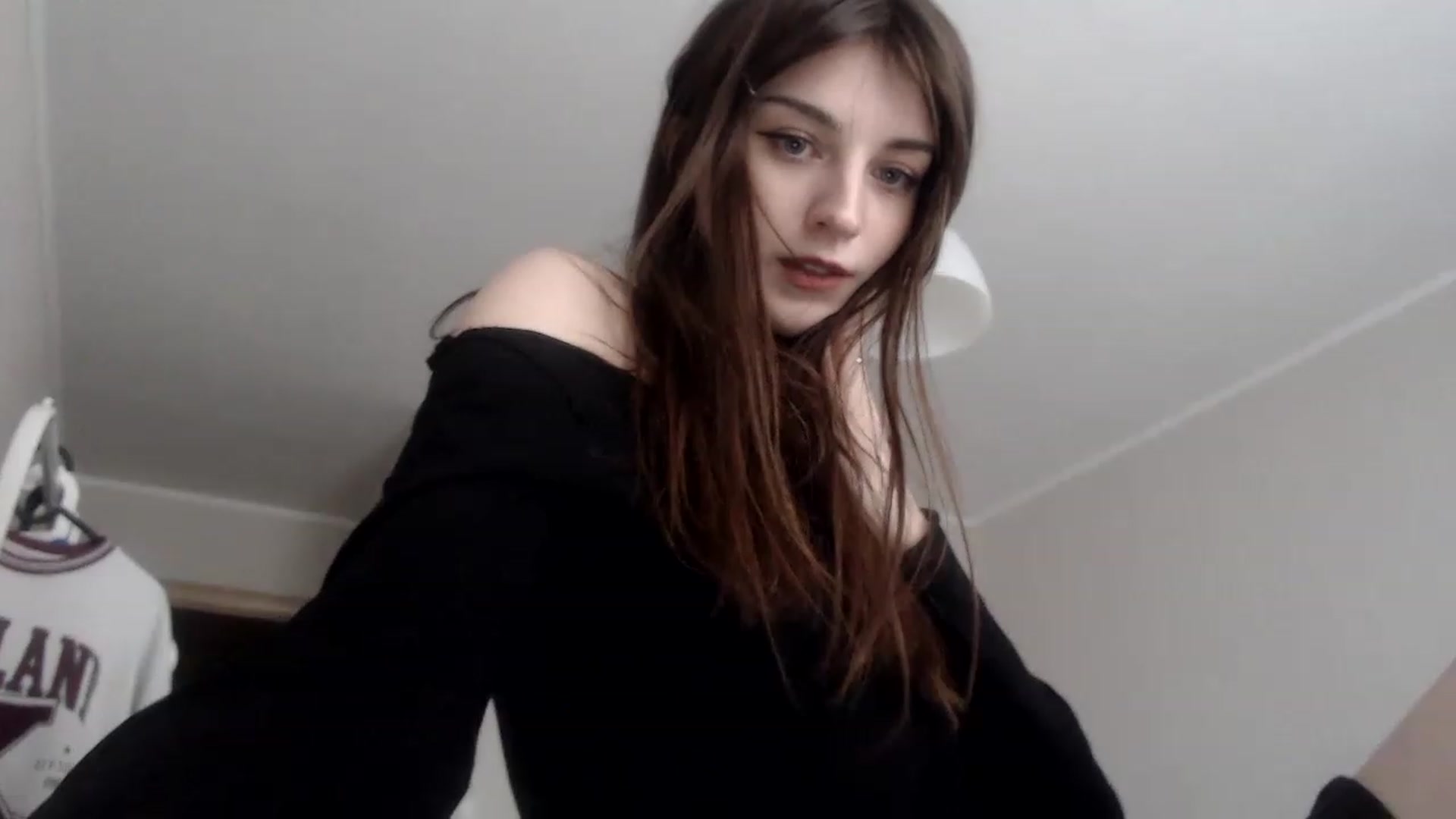Gallery image thumbnail from Pikacchu's myfreecams stream on, 02/06/2023, 13:21 image 14 of 20