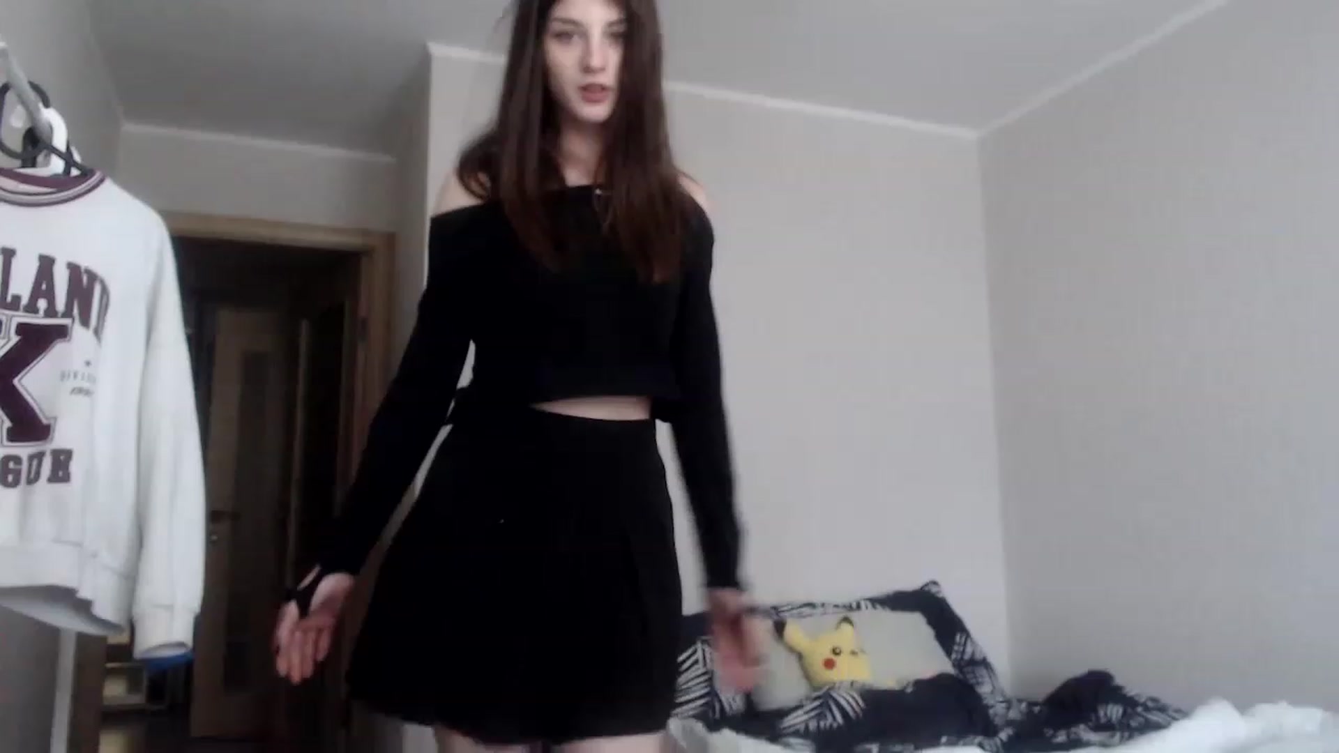 Gallery image thumbnail from Pikacchu's myfreecams stream on, 02/06/2023, 13:21 image 2 of 20
