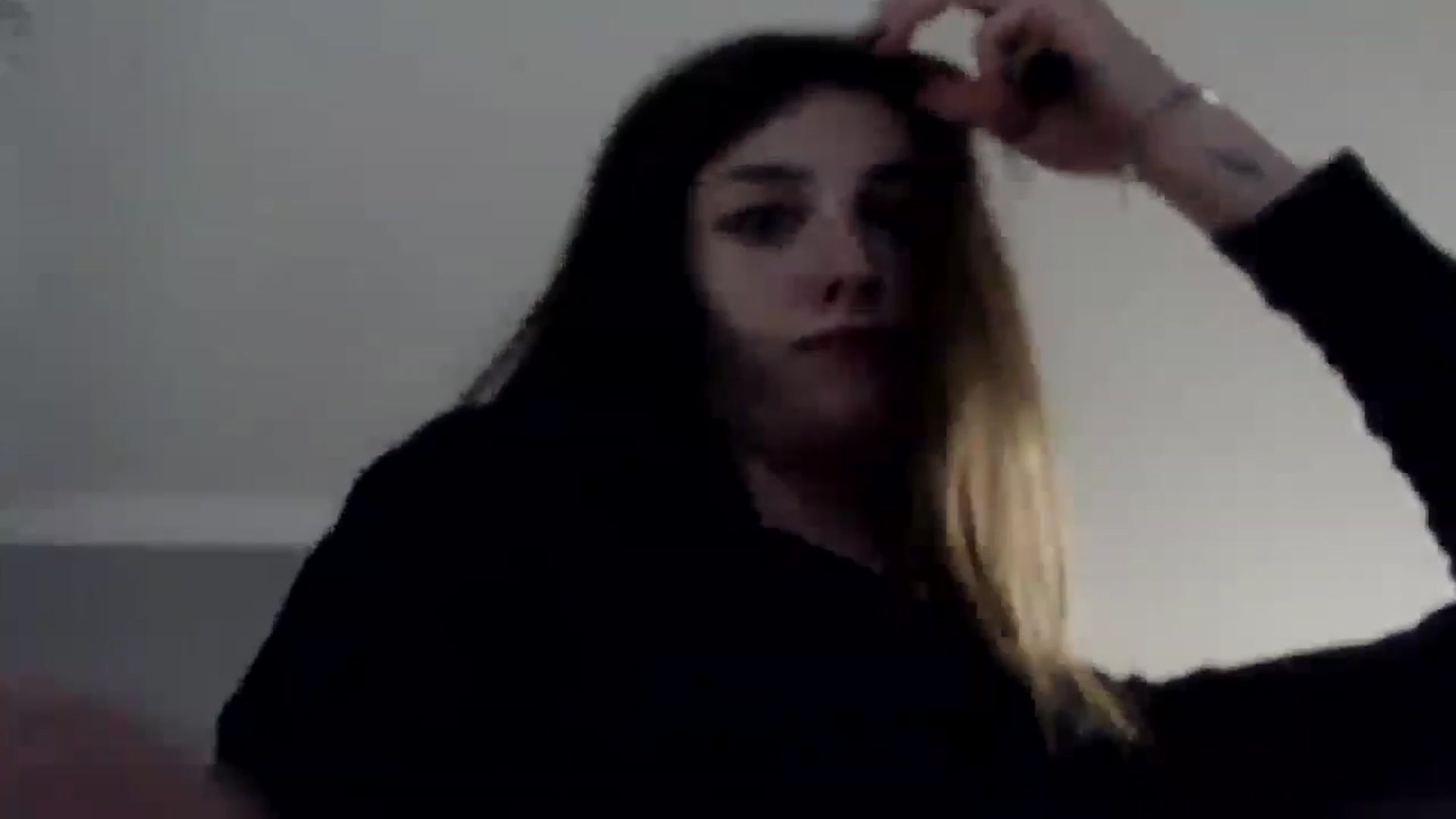 Gallery image thumbnail from Pikacchu's myfreecams stream on, 02/25/2023, 01:18 image 10 of 20