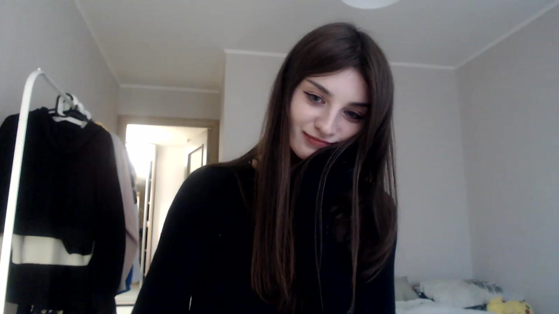 Gallery image thumbnail from Pikacchu's myfreecams stream on, 05/07/2023, 02:35 image 15 of 20