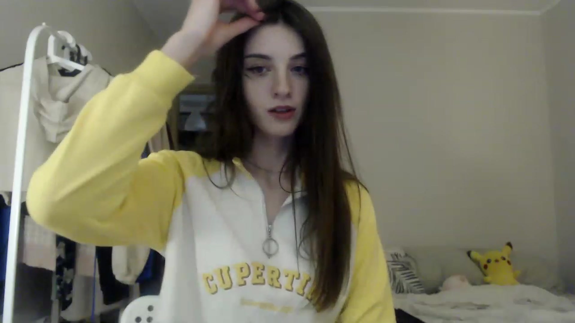 Gallery image thumbnail from Pikacchu's myfreecams stream on, 06/15/2023, 24:02 image 16 of 20
