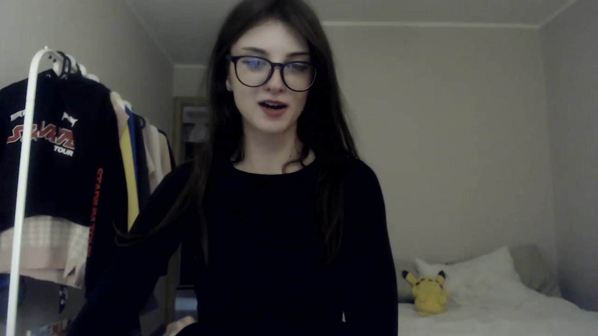 Gallery image thumbnail from Pikacchu's myfreecams stream on, 06/29/2023, 24:12 image 15 of 20