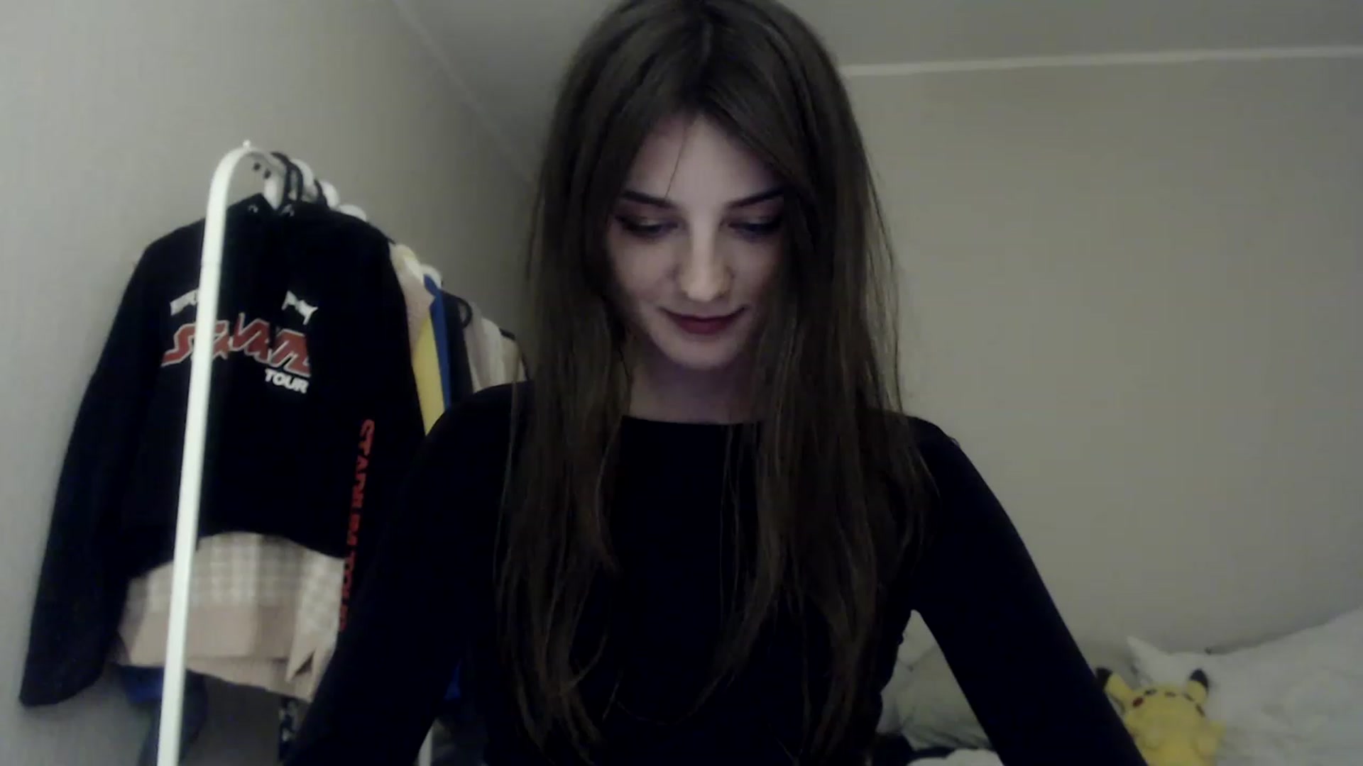 Gallery image thumbnail from Pikacchu's myfreecams stream on, 06/29/2023, 24:12 image 5 of 20