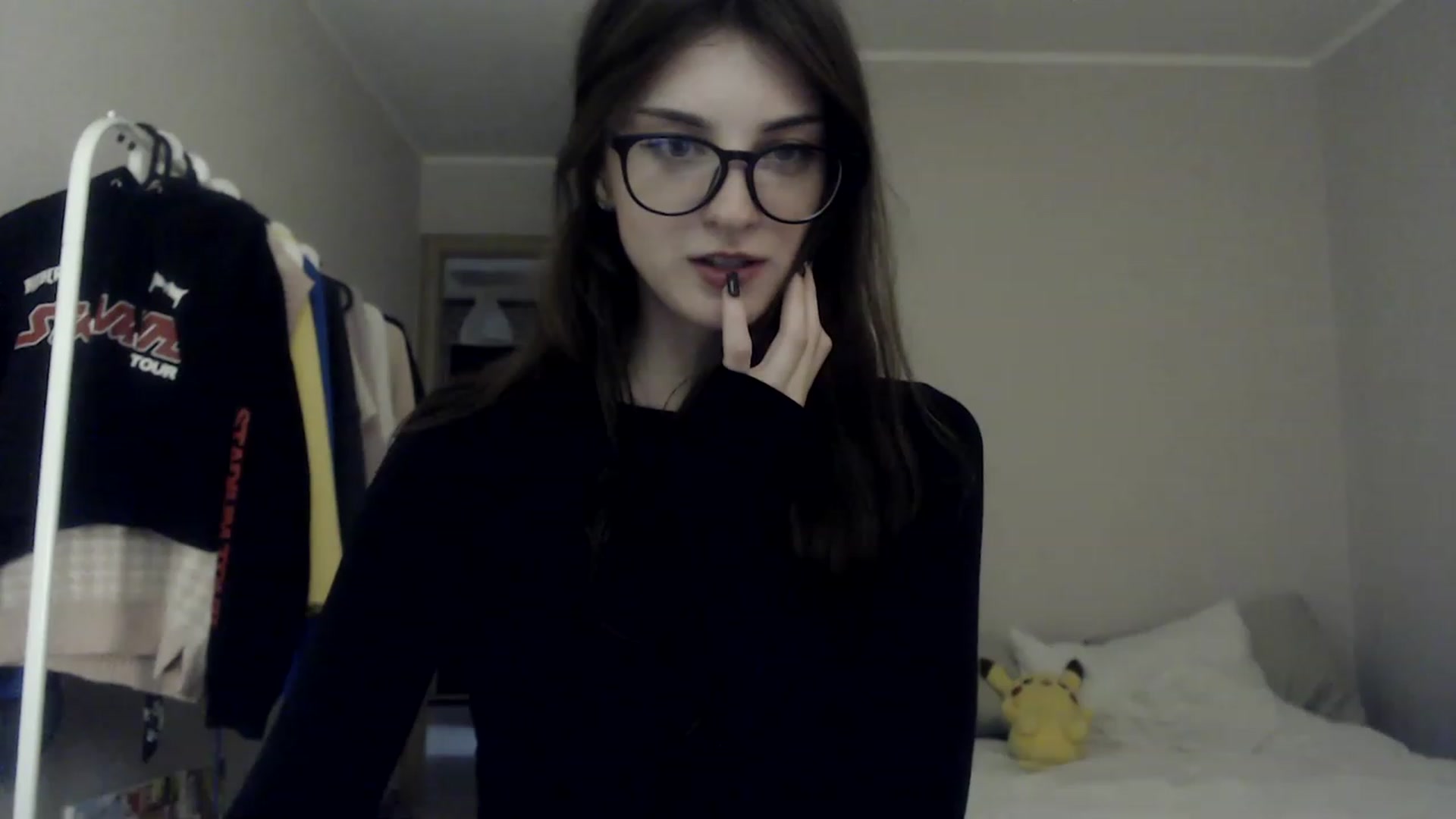 Gallery image thumbnail from Pikacchu's myfreecams stream on, 06/29/2023, 24:12 image 14 of 20