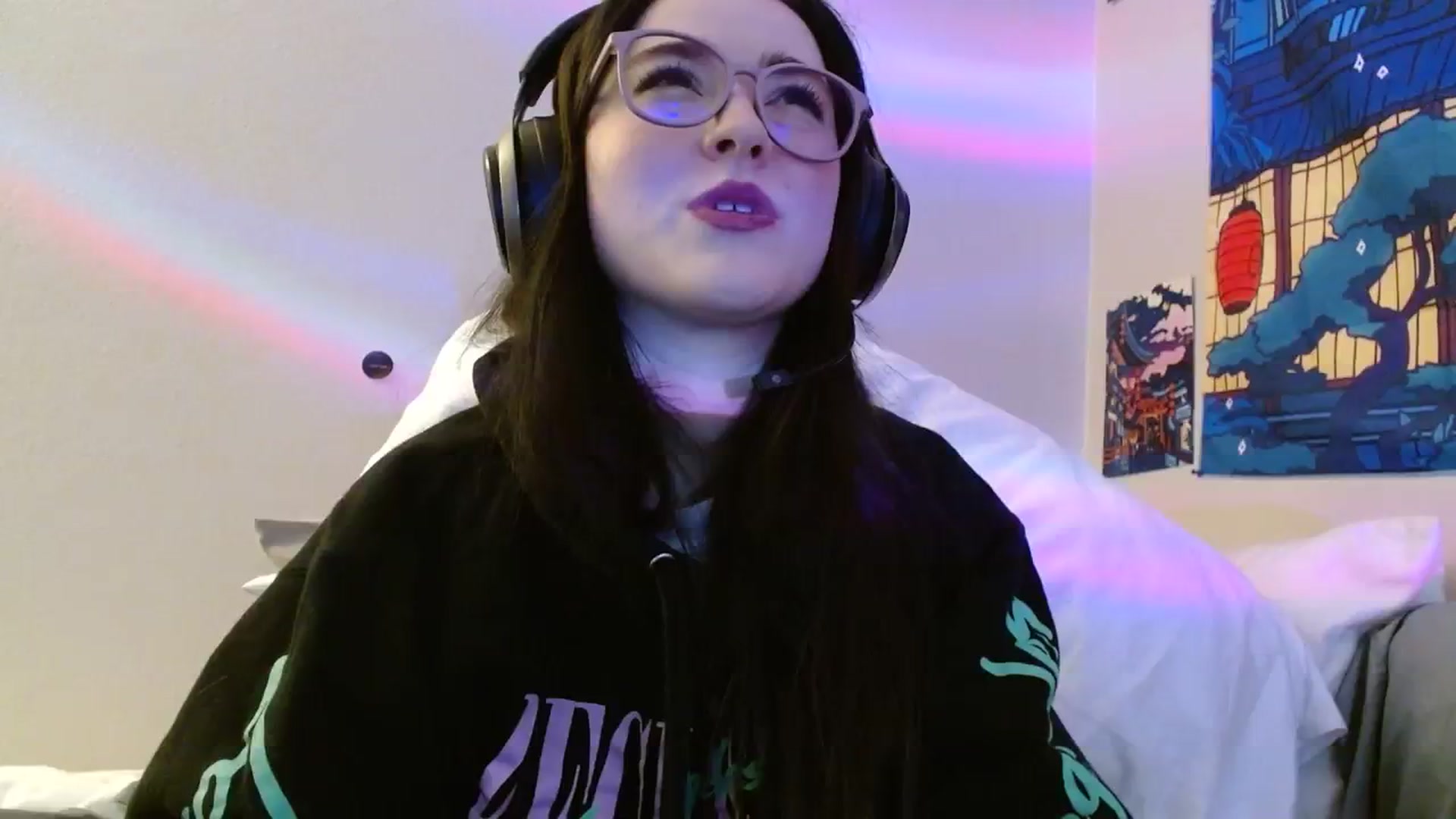 Gallery image thumbnail from PilloPrincess's myfreecams stream on, 03/16/2024, 11:03 image 10 of 20