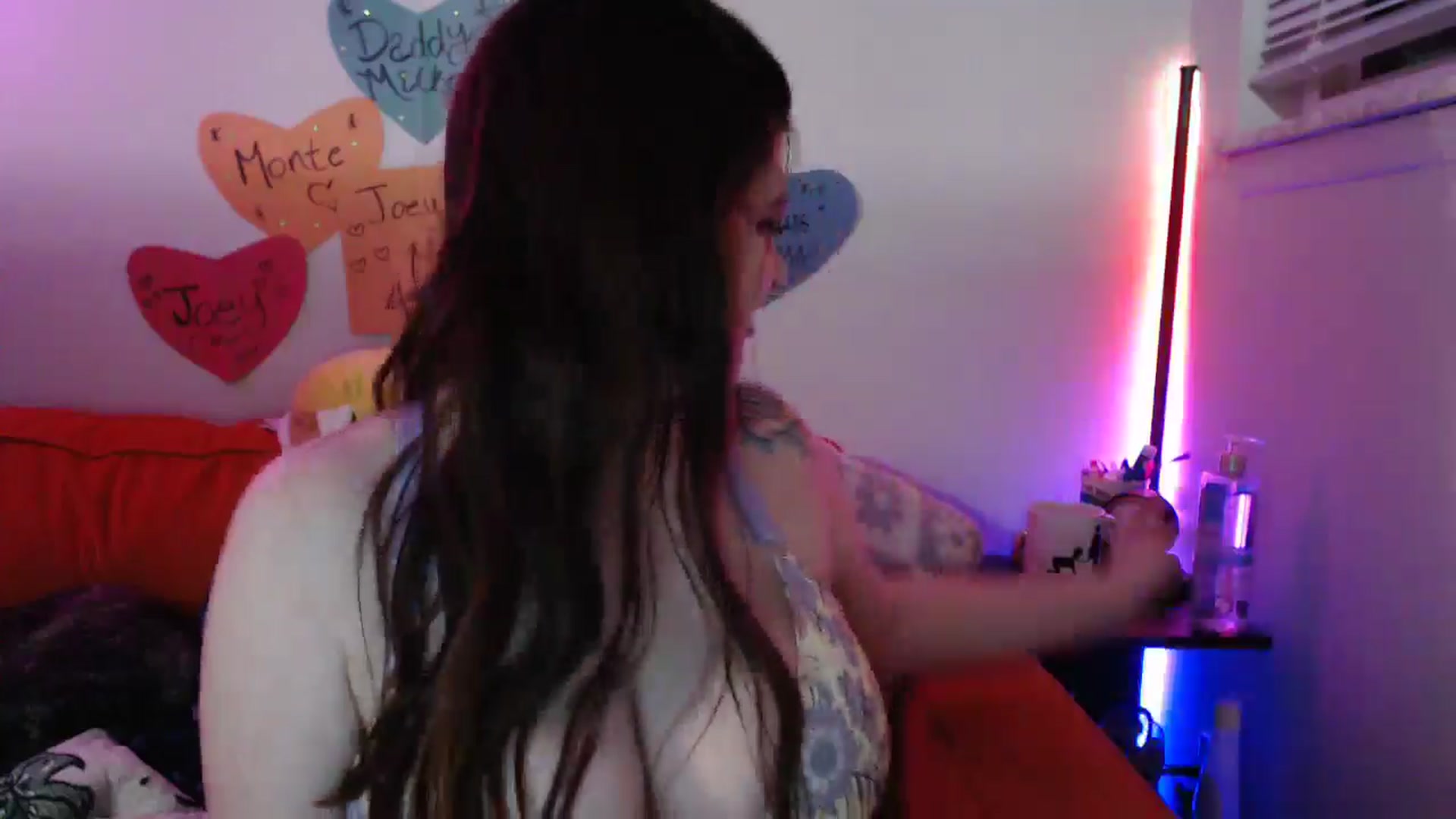 Gallery image thumbnail from PillowPrncess's myfreecams stream on, 08/26/2024, 06:19 image 20 of 20