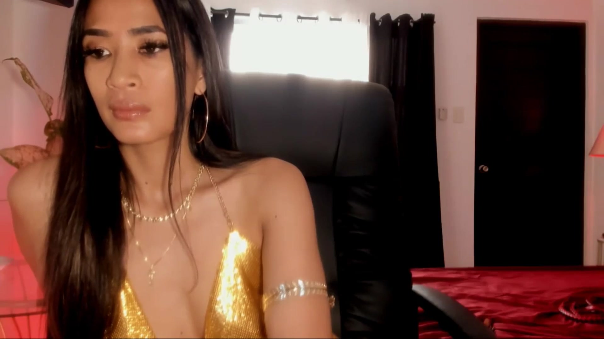 Gallery image thumbnail from PinayGoddessX's myfreecams stream on, 06/11/2025, 08:44 image 6 of 20