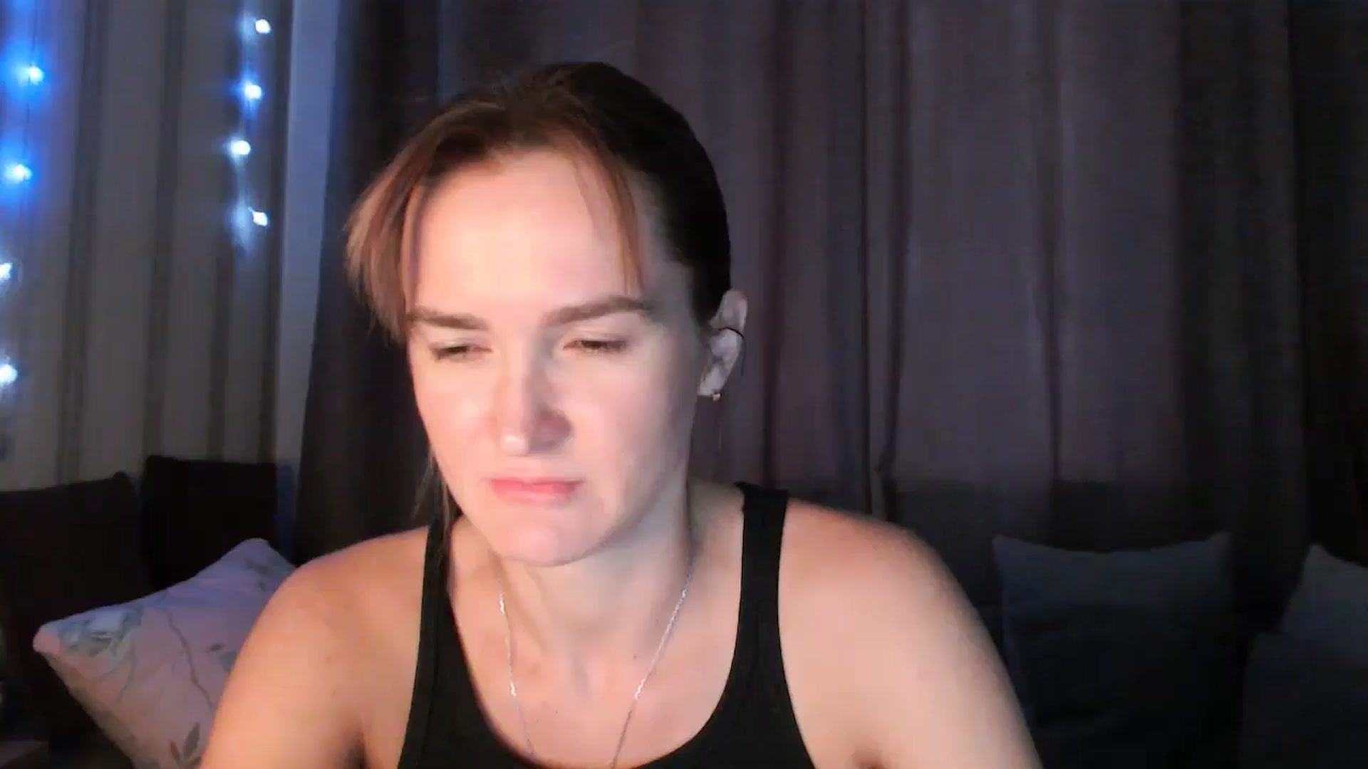 Gallery image thumbnail from Pineapple_m's myfreecams stream on, 08/12/2024, 12:26 image 2 of 20