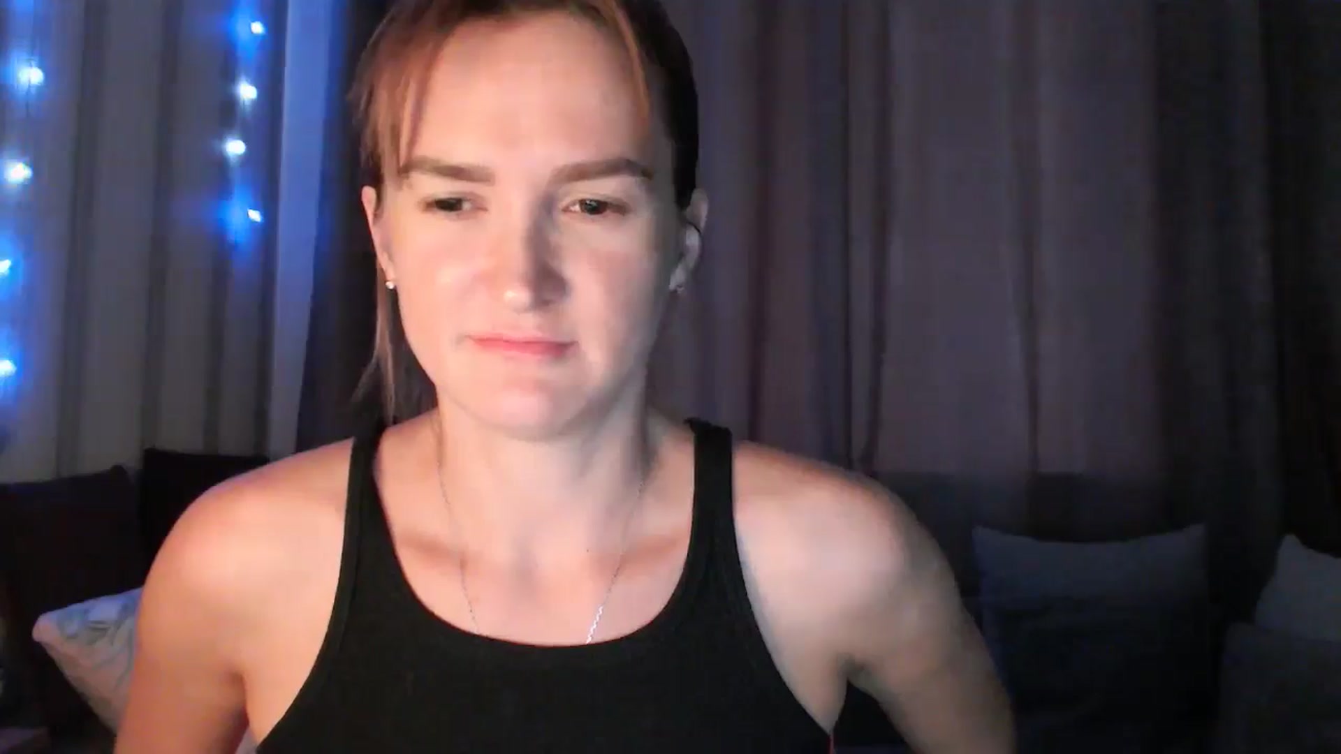 Gallery image thumbnail from Pineapple_m's myfreecams stream on, 08/12/2024, 12:26 image 17 of 20