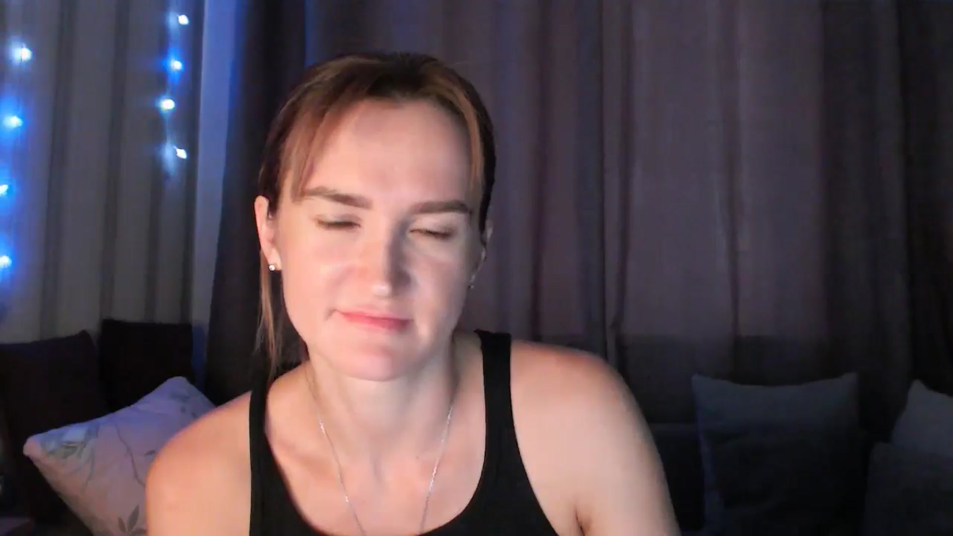 Gallery image thumbnail from Pineapple_m's myfreecams stream on, 08/12/2024, 12:26 image 13 of 20