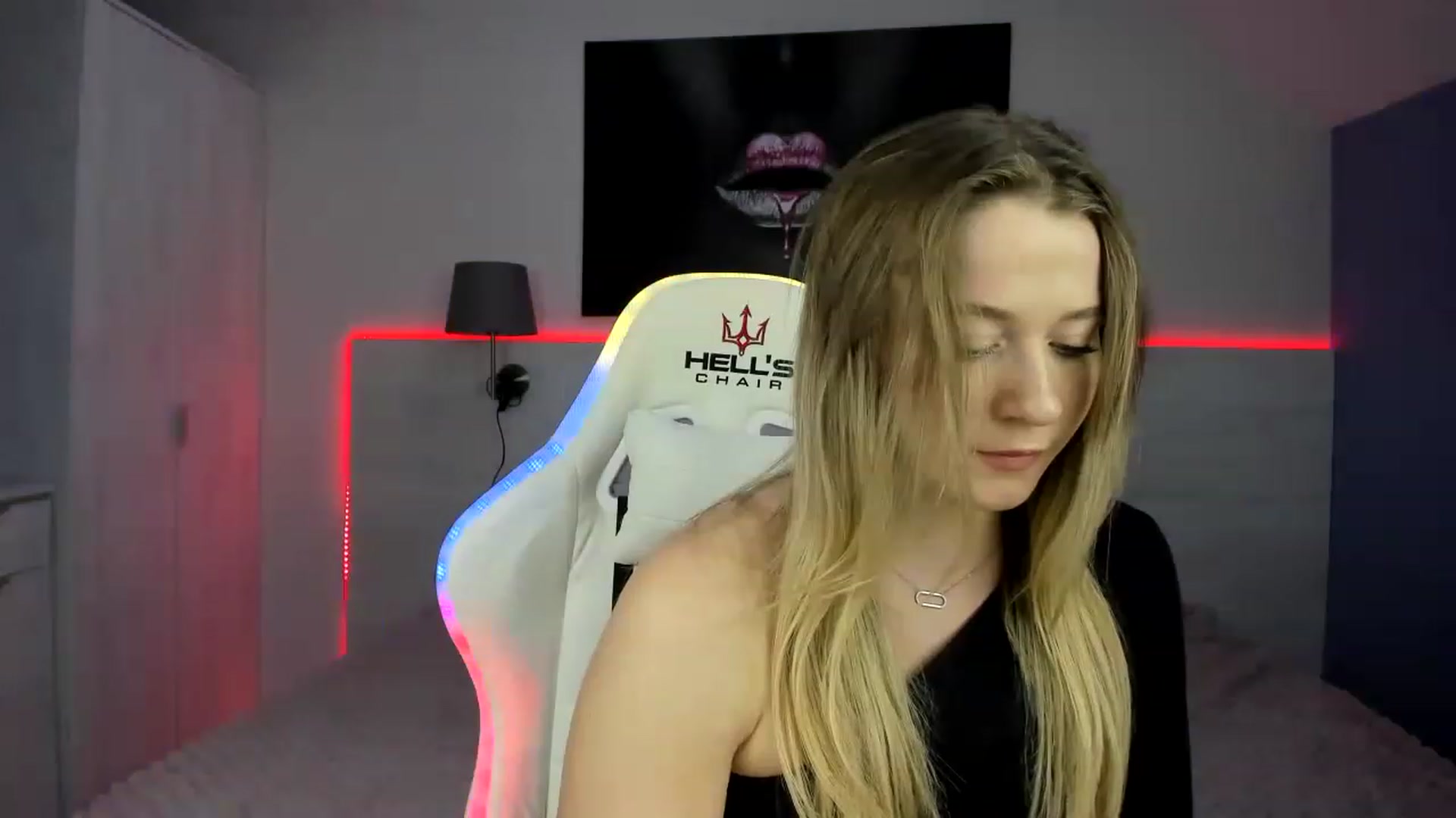 Gallery image thumbnail from PinkCoral's myfreecams stream on, 06/10/2023, 17:35 image 11 of 20