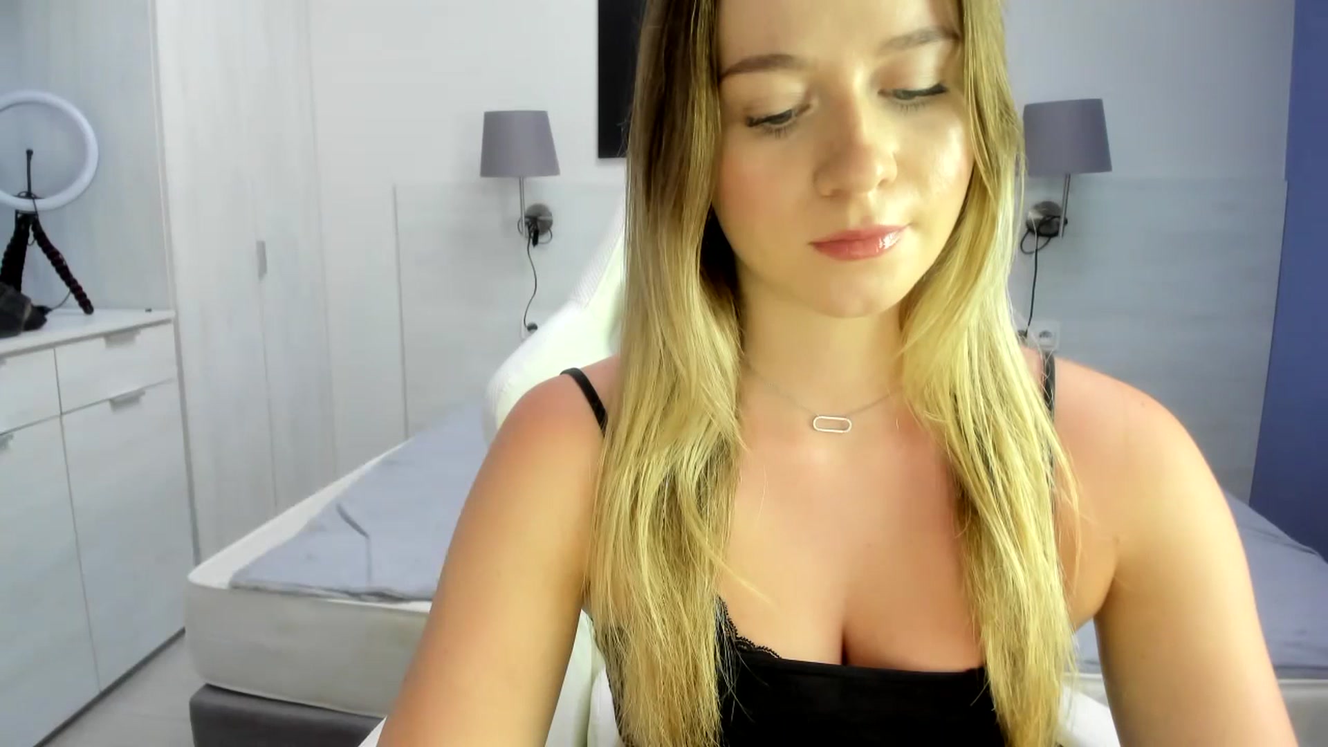 Gallery image thumbnail from PinkCoral's myfreecams stream on, 07/17/2023, 16:59 image 9 of 20