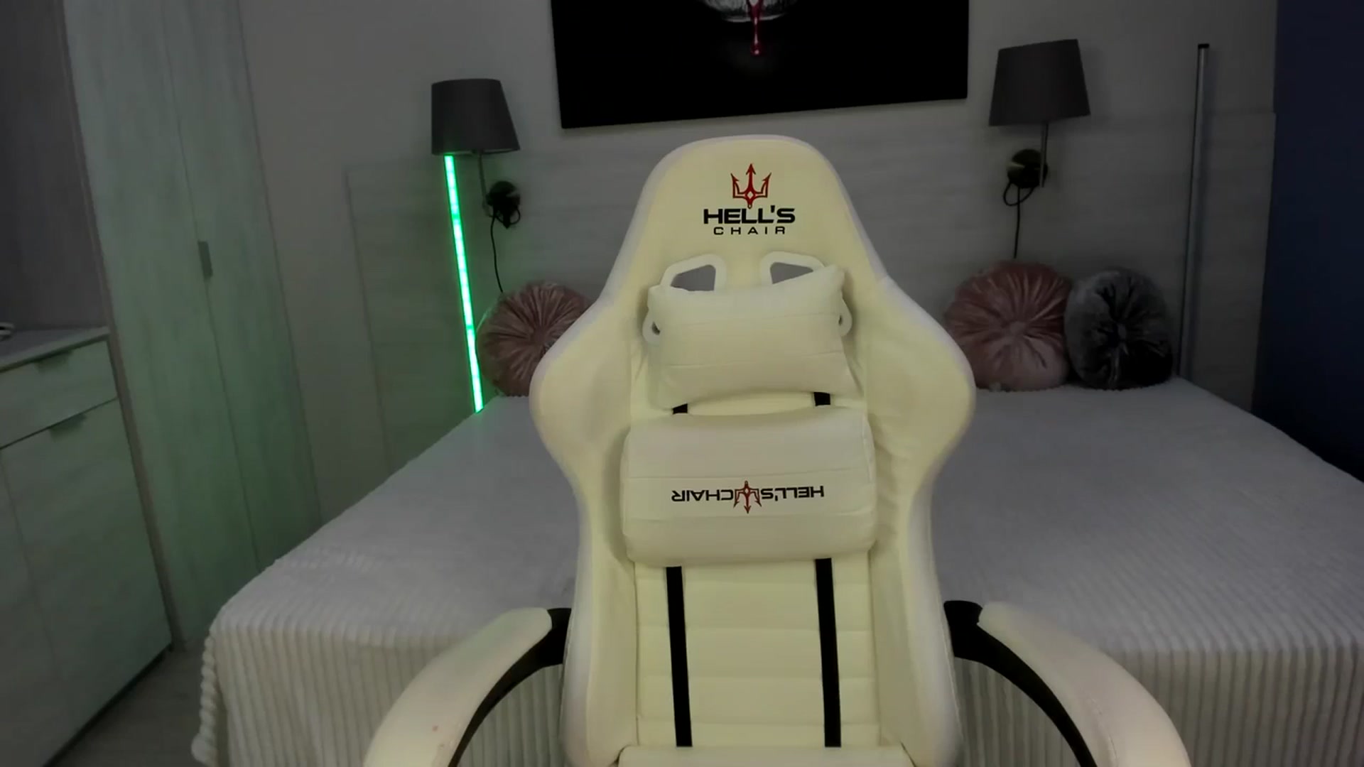 Gallery image thumbnail from PinkCorall's myfreecams stream on, 09/20/2023, 13:26 image 11 of 20