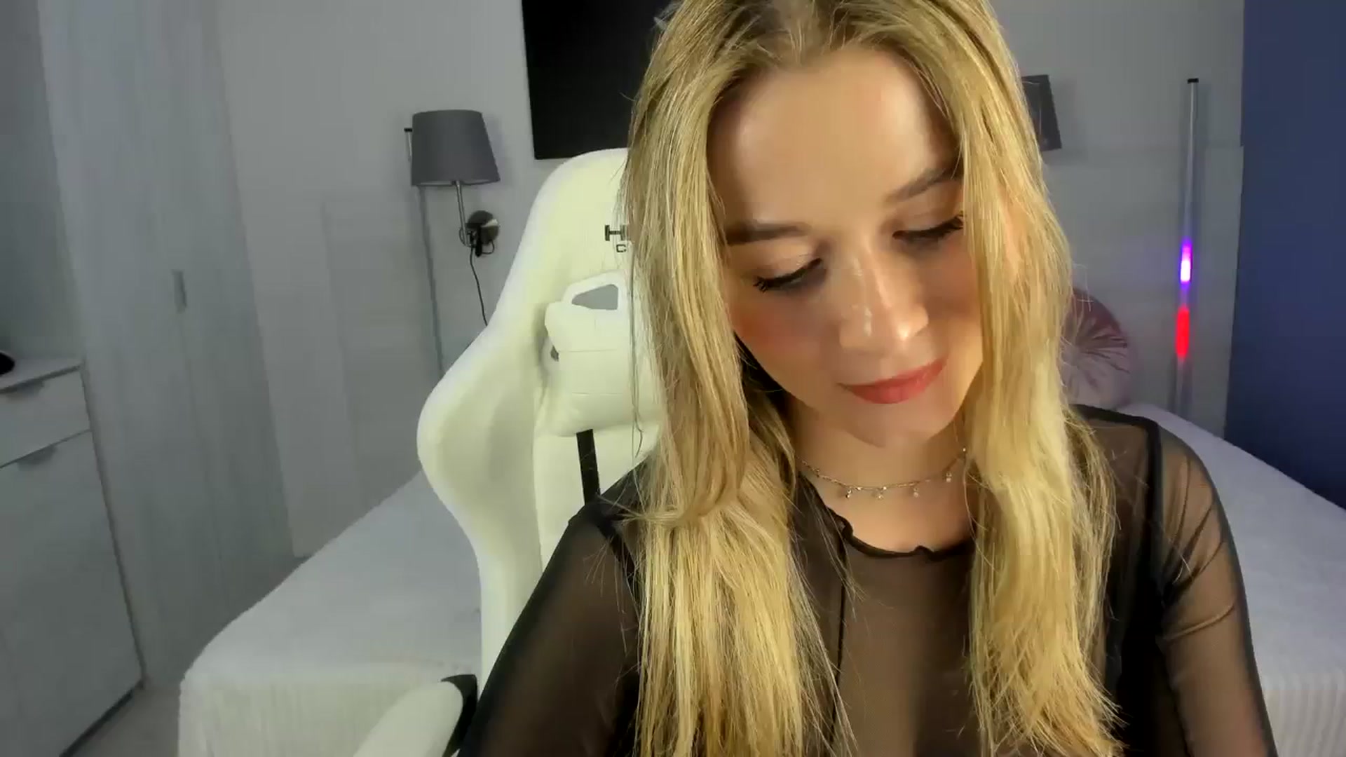 Gallery image thumbnail from PinkCorall's myfreecams stream on, 09/27/2023, 14:30 image 17 of 20