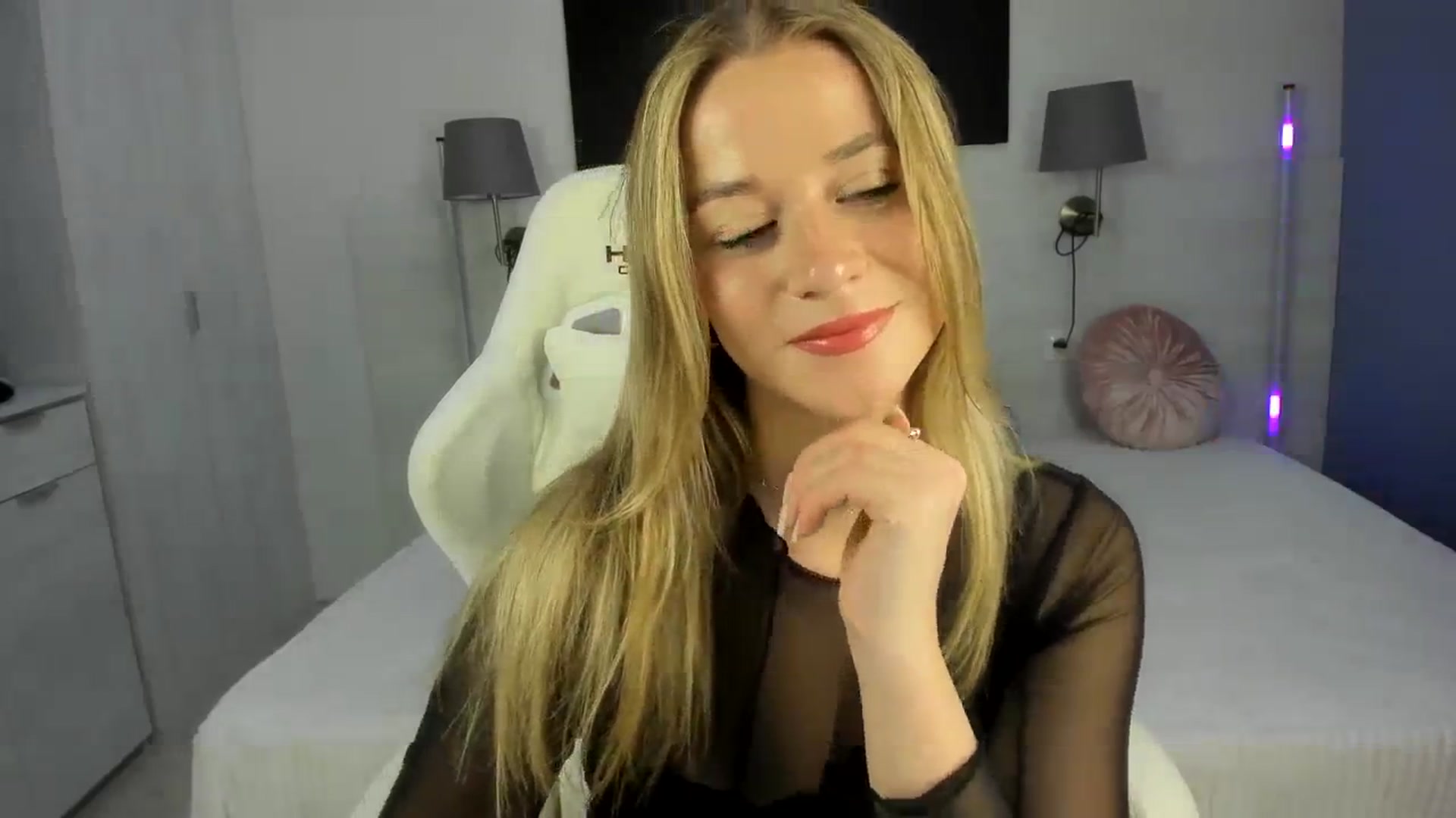 Gallery image thumbnail from PinkCorall's myfreecams stream on, 09/27/2023, 14:30 image 7 of 20