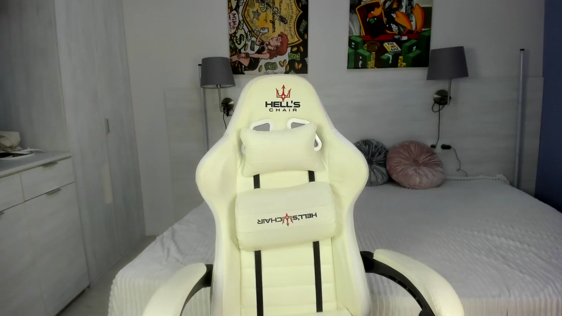 Gallery image thumbnail from PinkCorall's myfreecams stream on, 09/28/2023, 16:34 image 13 of 20