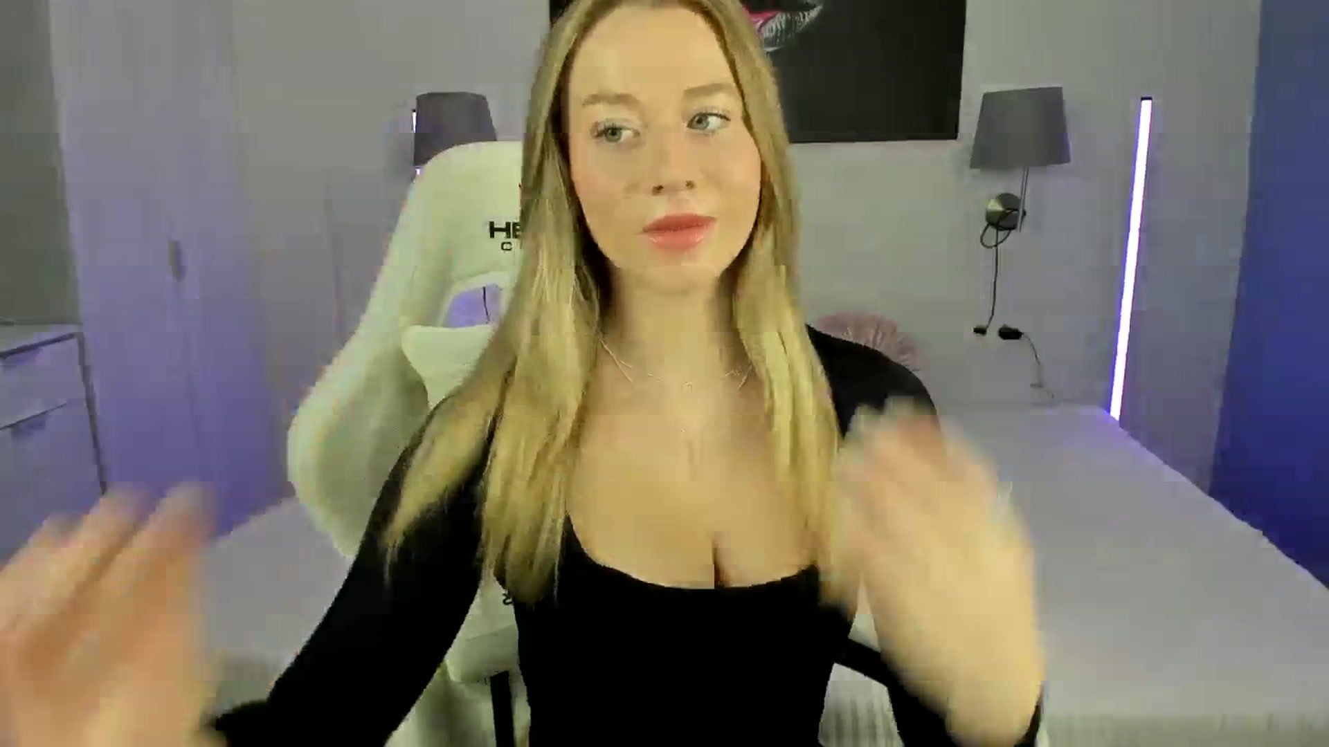 Gallery image thumbnail from PinkCorall's myfreecams stream on, 09/30/2023, 13:15 image 13 of 20