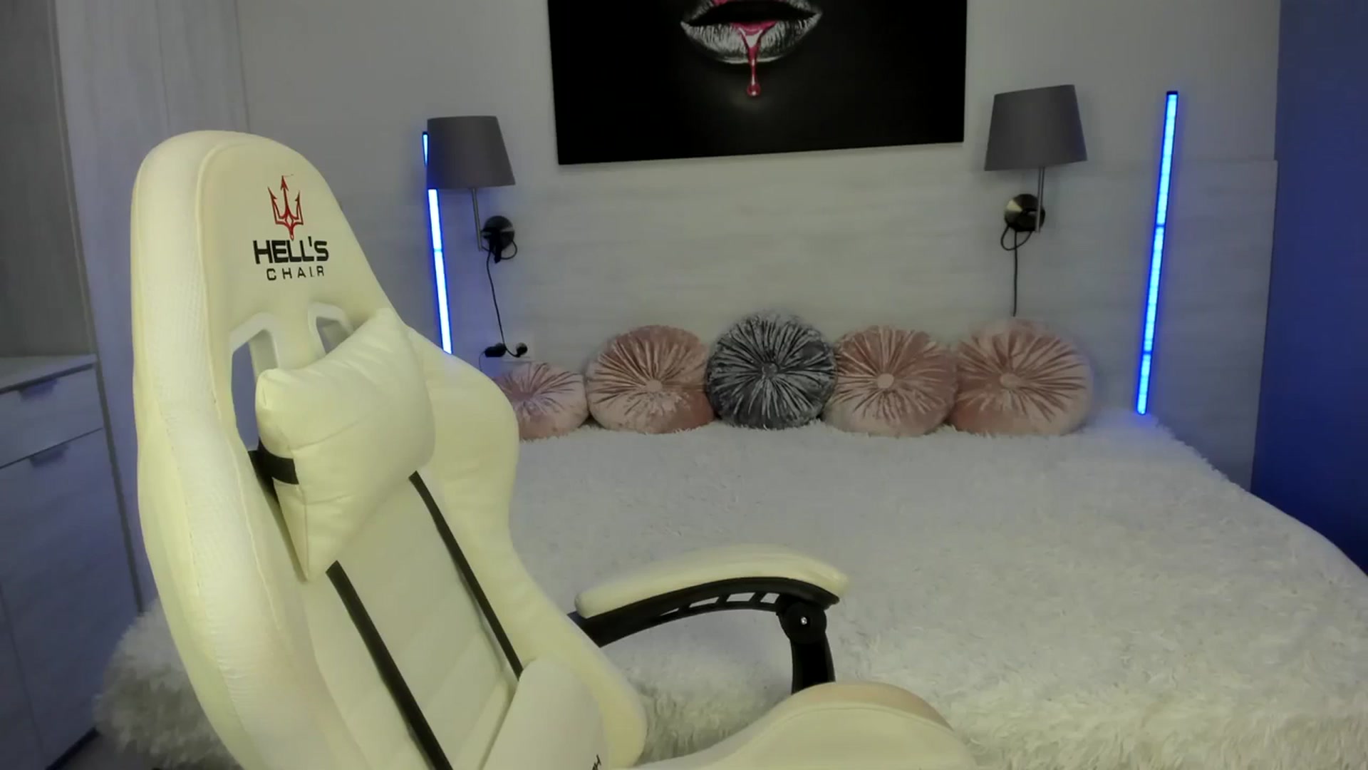Gallery image thumbnail from PinkCorall's myfreecams stream on, 10/02/2023, 12:43 image 11 of 20