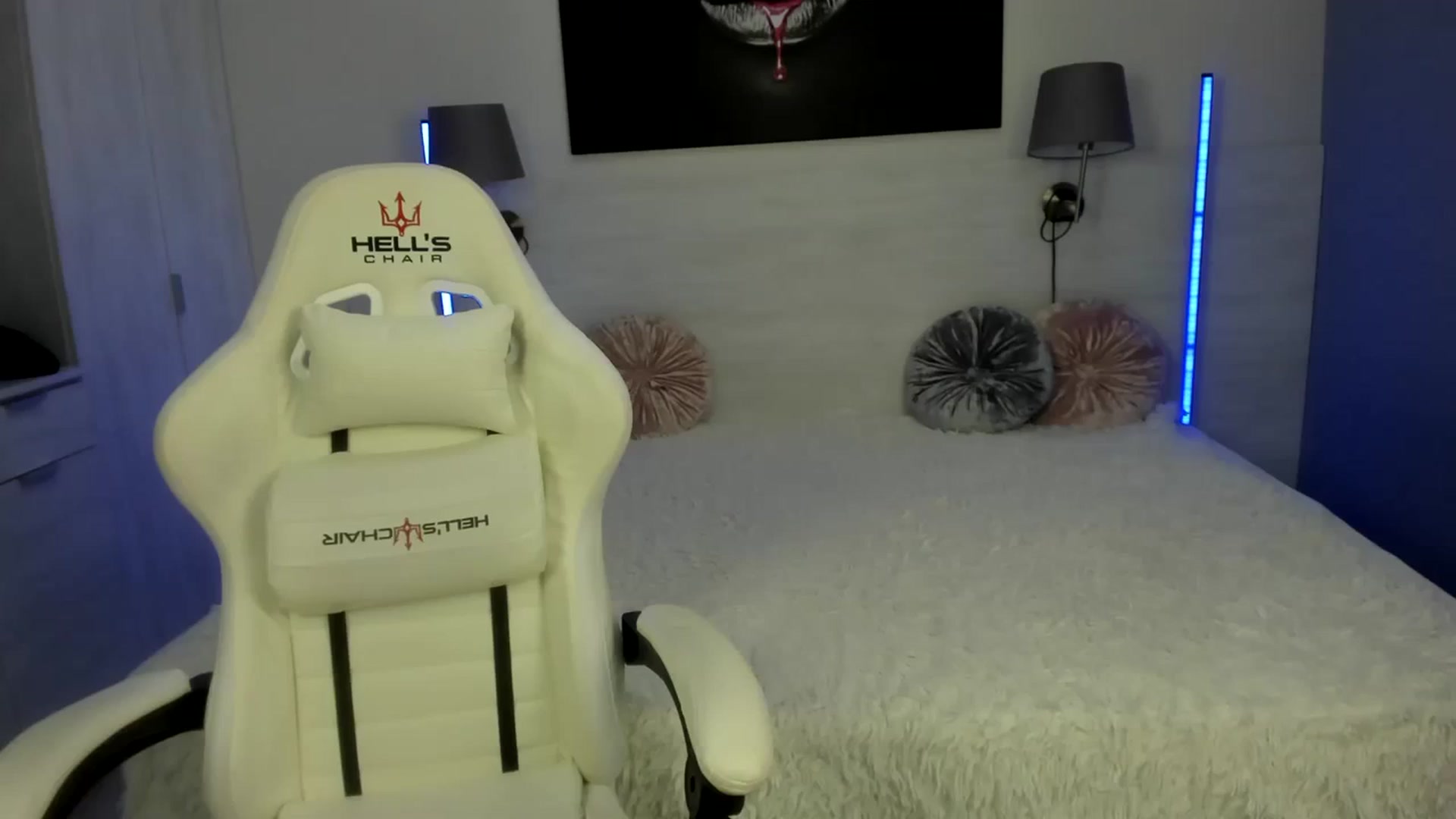 Gallery image thumbnail from PinkCorall's myfreecams stream on, 10/08/2023, 15:06 image 1 of 20