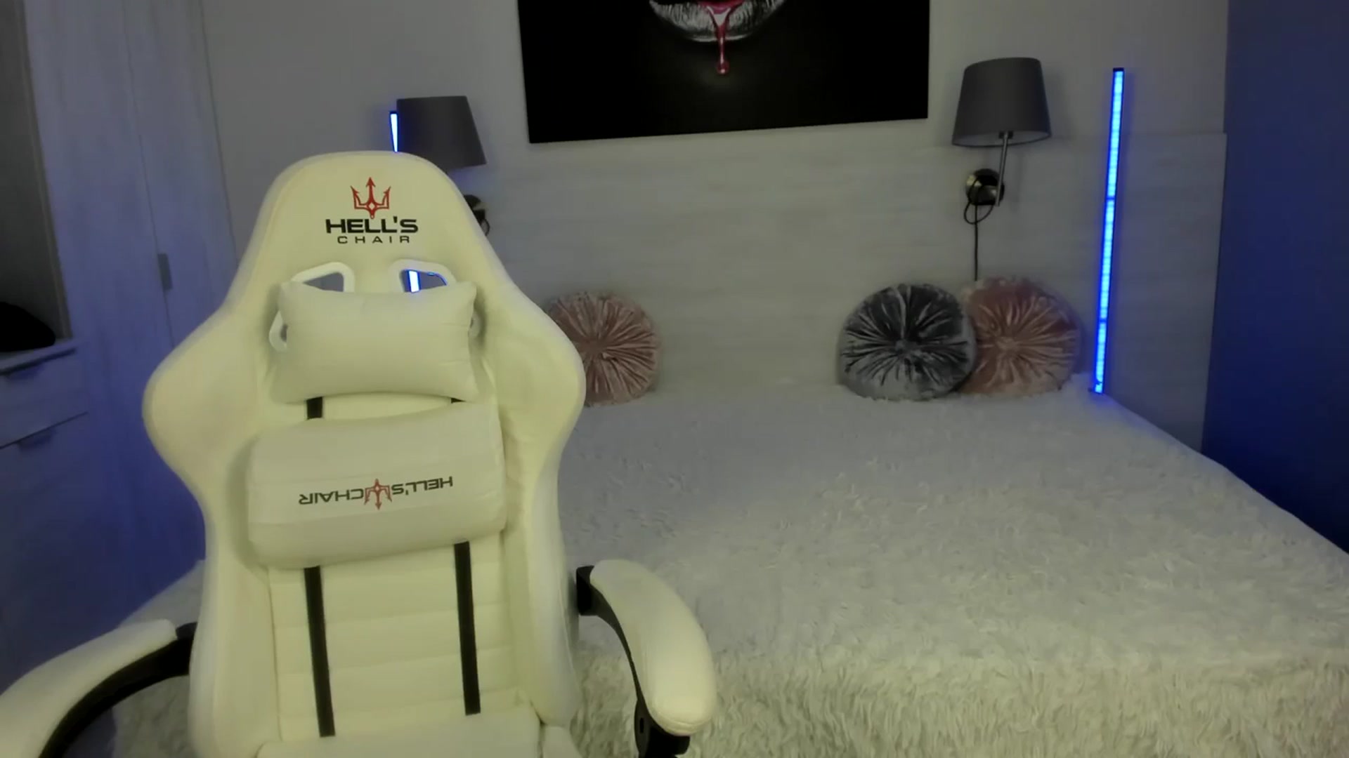 Gallery image thumbnail from PinkCorall's myfreecams stream on, 10/08/2023, 15:06 image 3 of 20