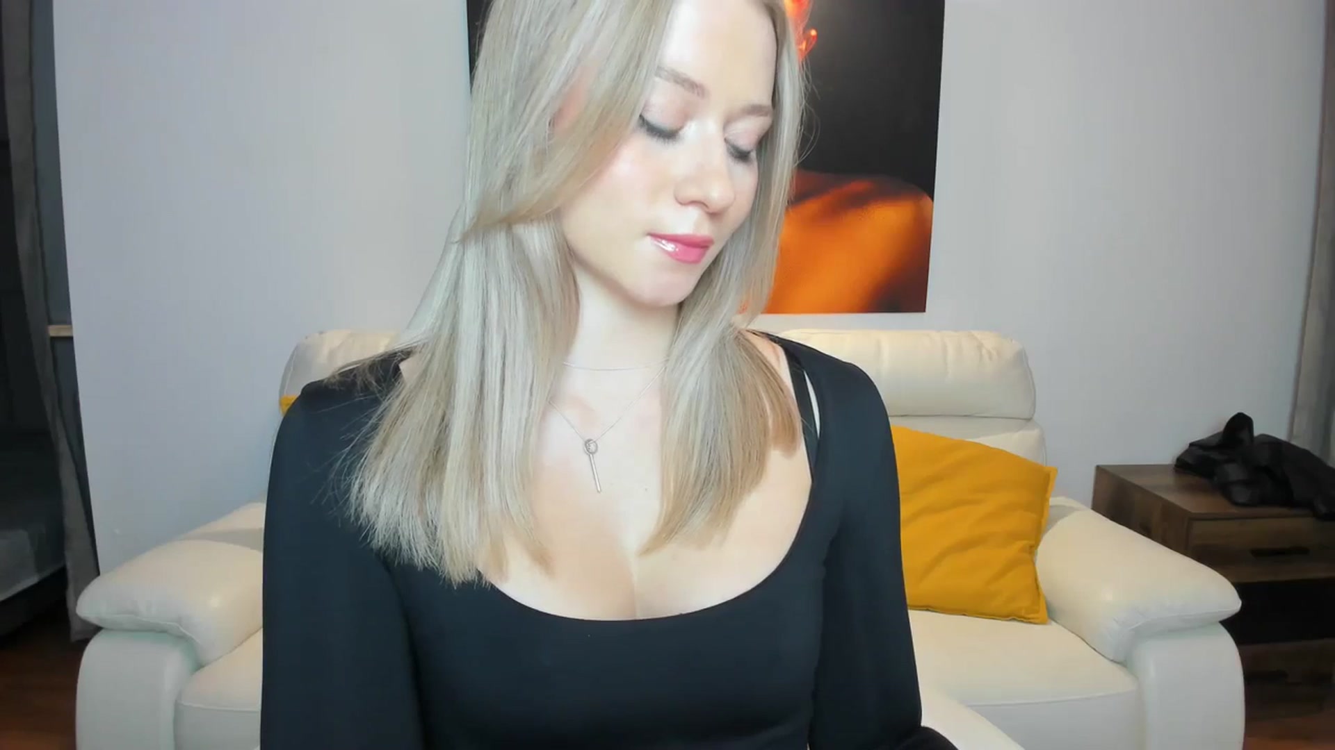 Gallery image thumbnail from PinkCorall's myfreecams stream on, 10/15/2023, 18:35 image 15 of 20