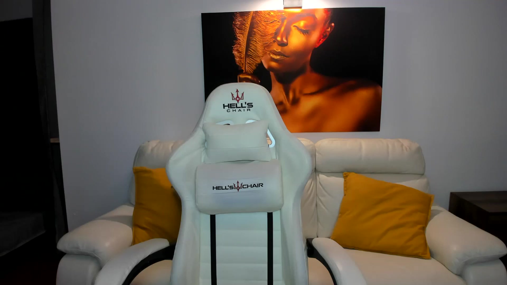 Gallery image thumbnail from PinkCorall's myfreecams stream on, 10/16/2023, 13:04 image 10 of 20