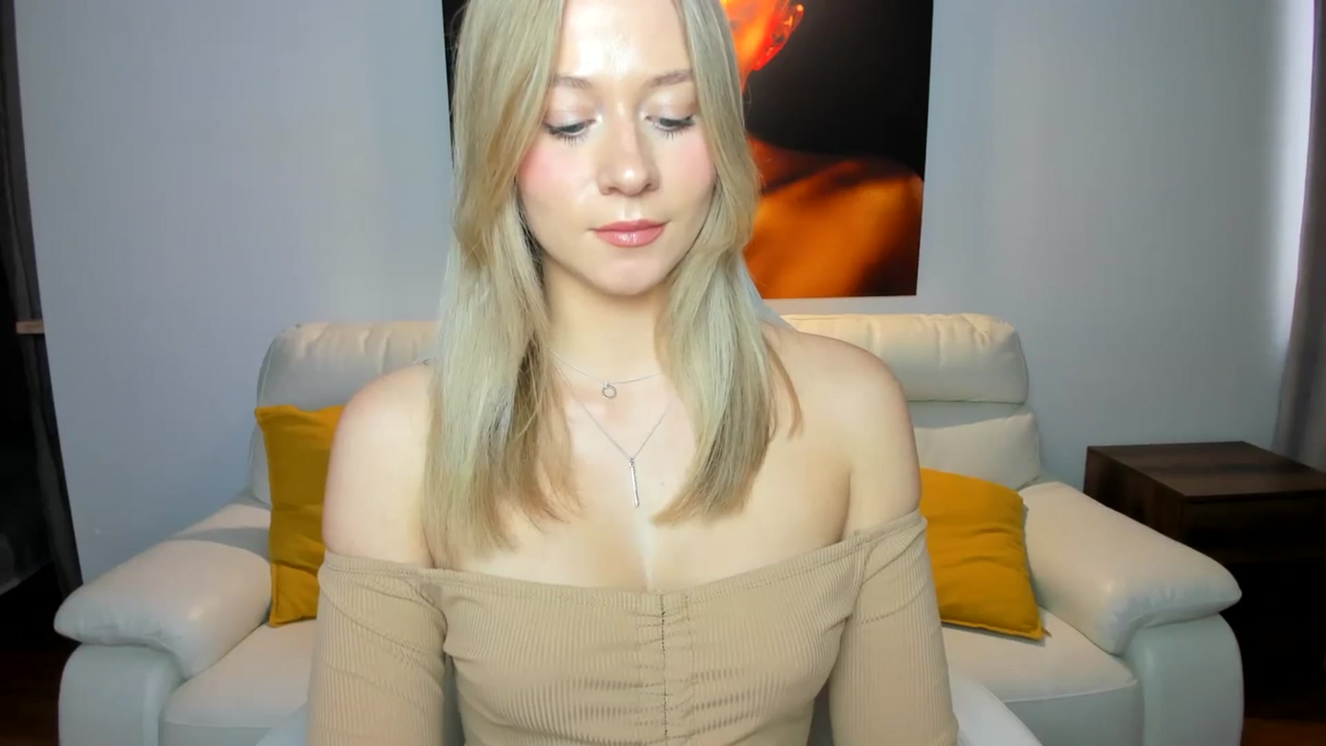 Gallery image thumbnail from PinkCorall's myfreecams stream on, 10/22/2023, 13:35 image 12 of 20