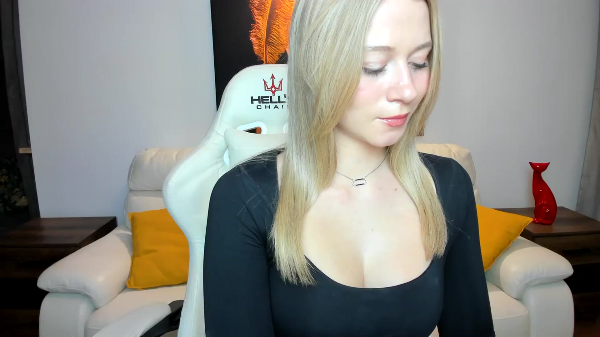 Gallery image thumbnail from PinkCorall's myfreecams stream on, 11/16/2023, 20:10 image 14 of 20