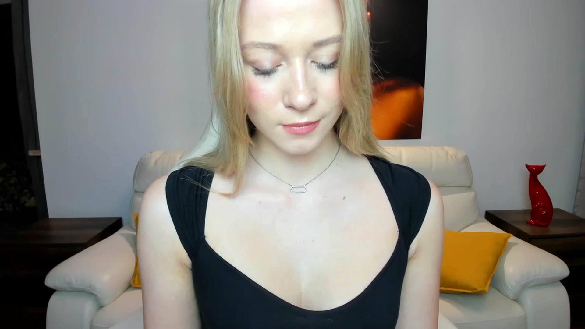 Gallery image thumbnail from PinkCorall's myfreecams stream on, 11/17/2023, 16:03 image 11 of 20