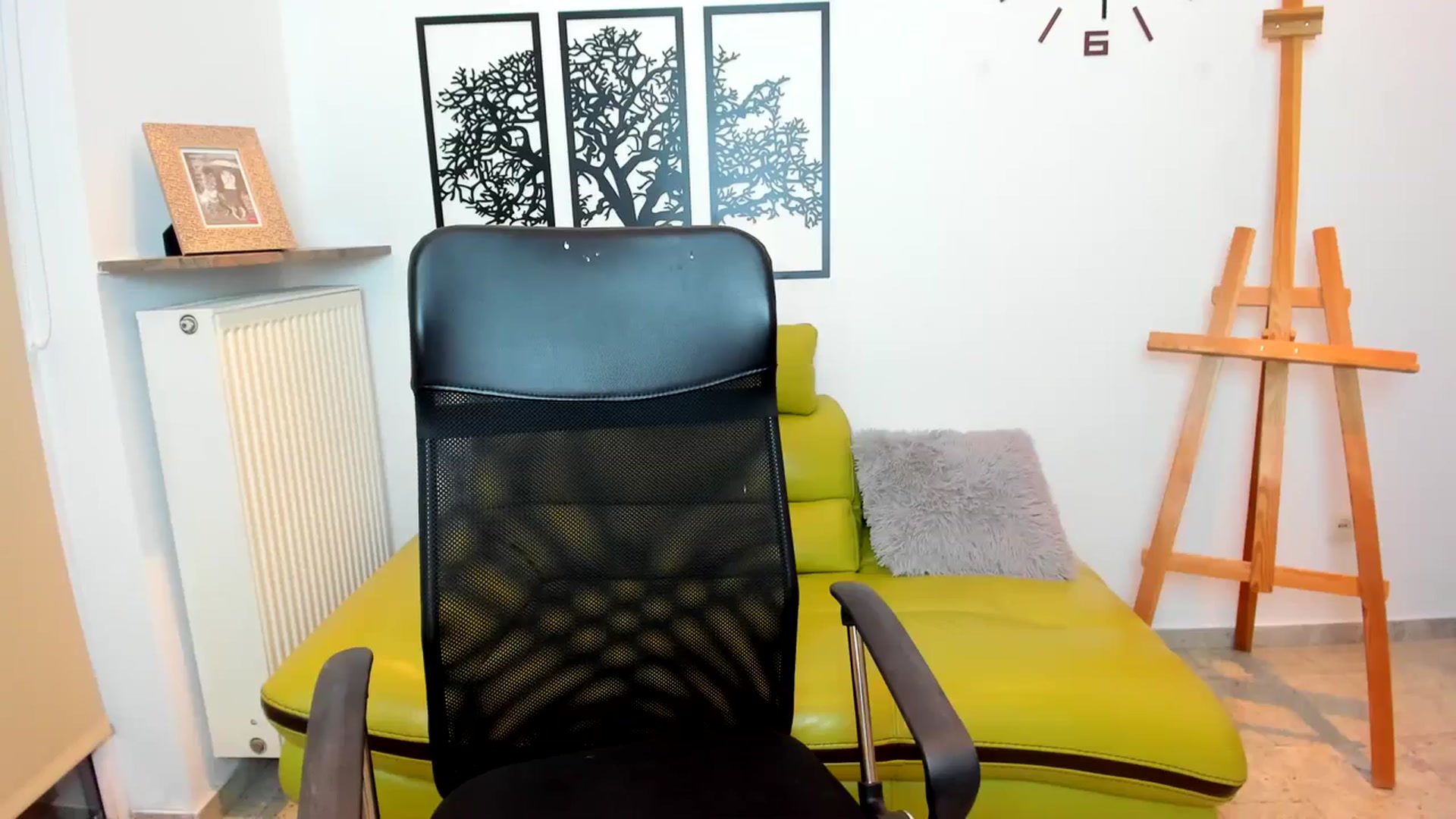 Gallery image thumbnail from PinkCorall's myfreecams stream on, 11/24/2023, 21:03 image 20 of 20