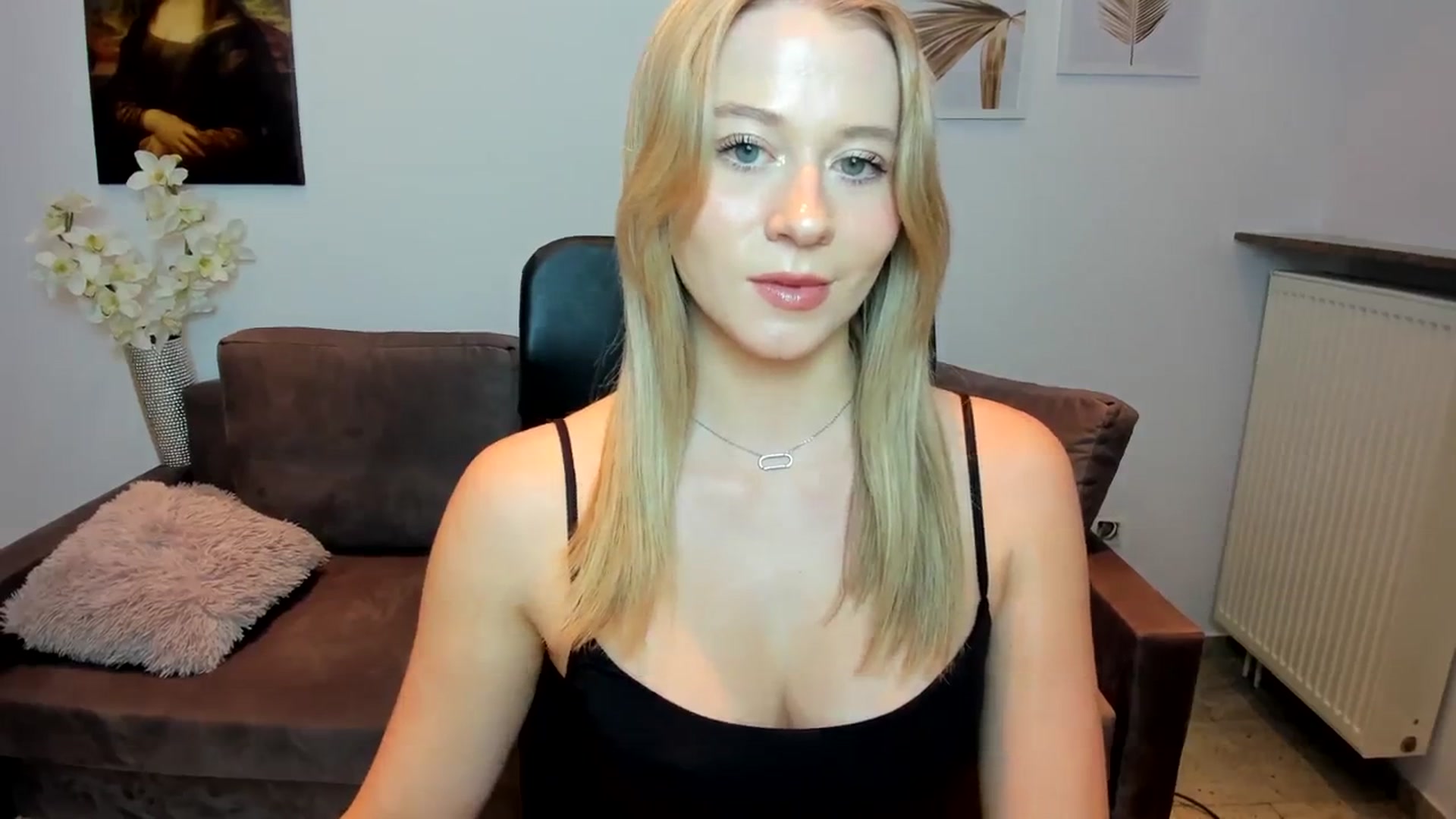 Gallery image thumbnail from PinkCorall's myfreecams stream on, 11/26/2023, 15:16 image 17 of 20